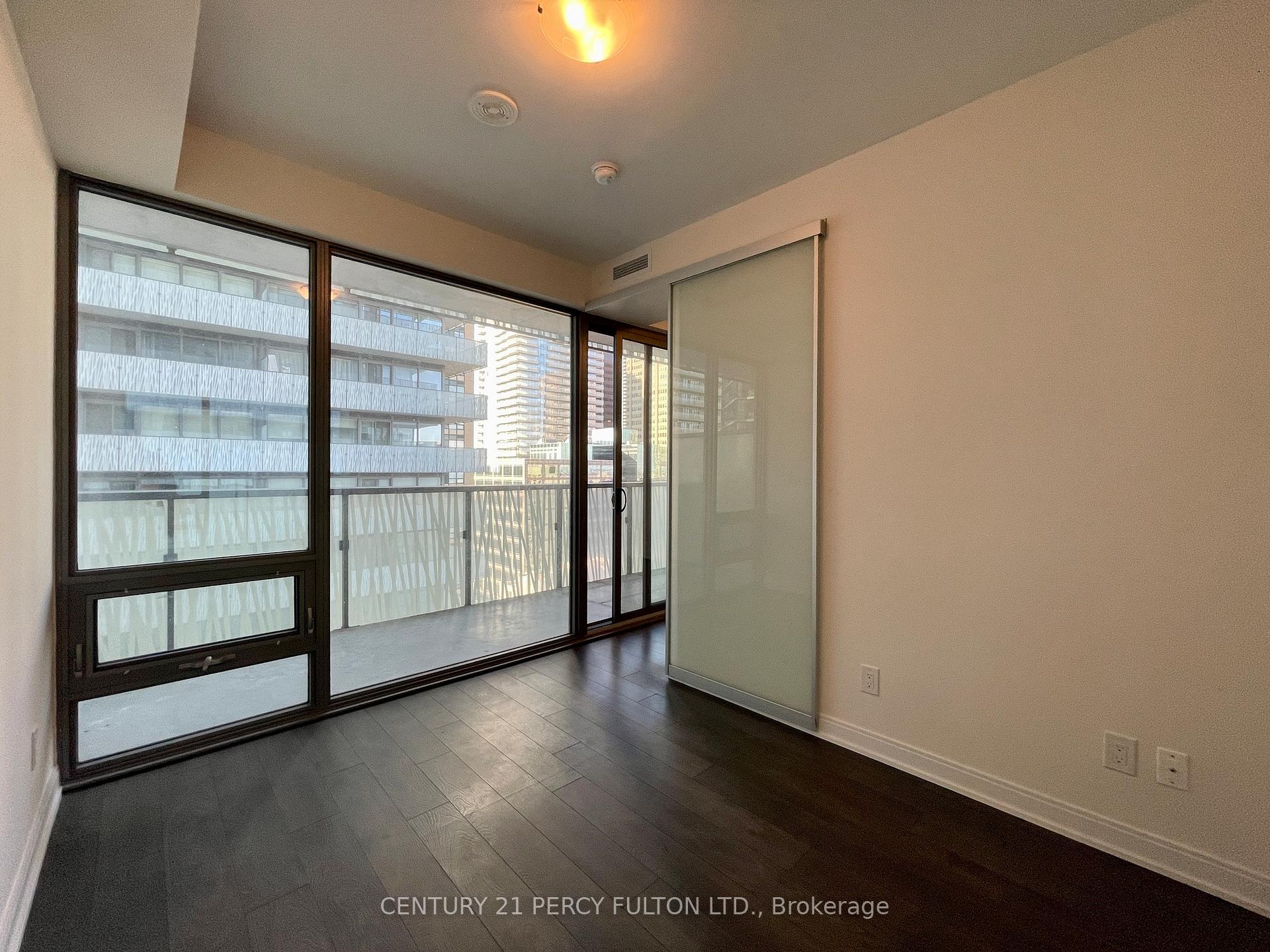 Photo 9 of Unit 2108, 50 Charles Street E, Toronto, Church-Yonge Corridor — HOMEH