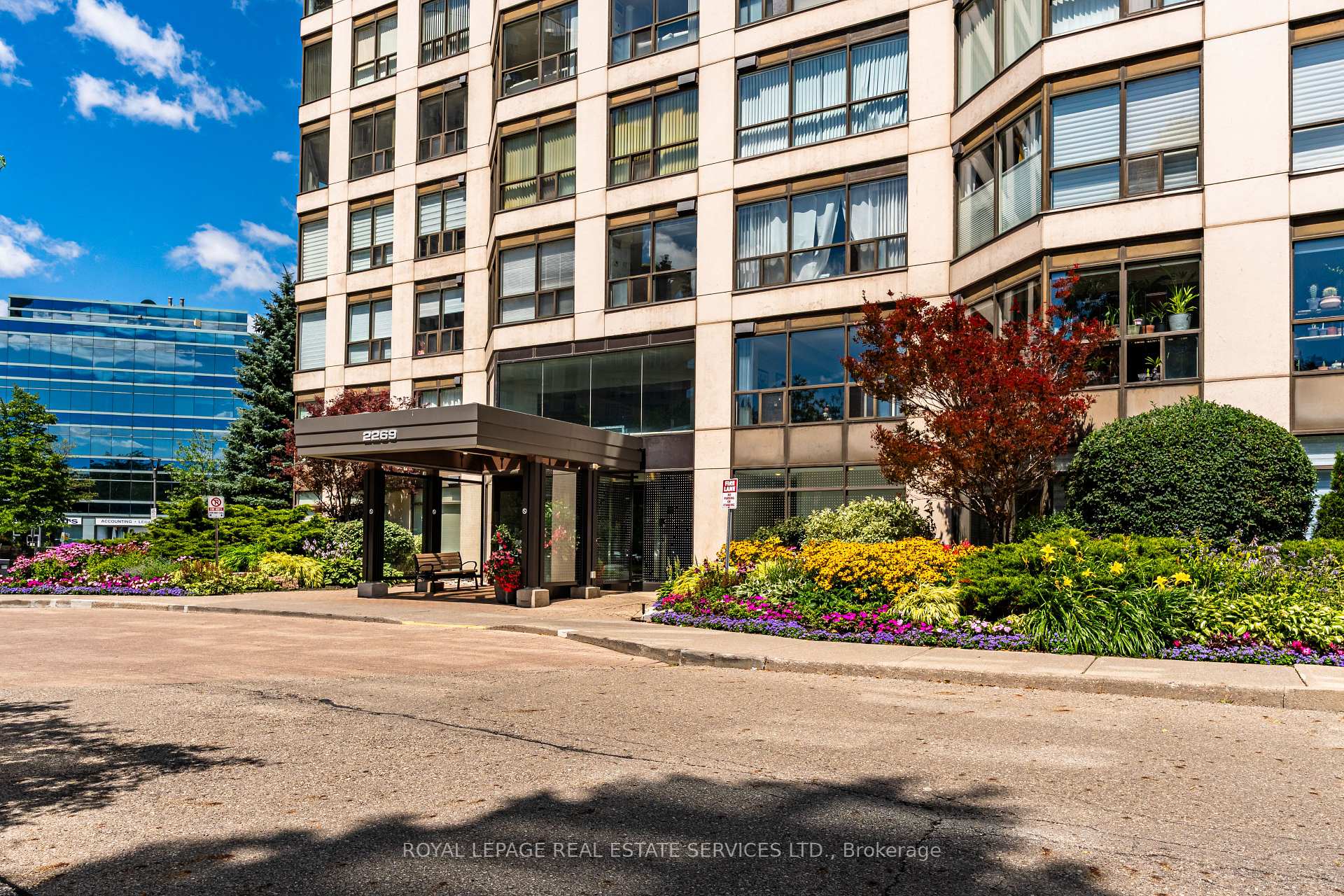 Photo of Unit 511, 2269 Lake Shore Boulevard W