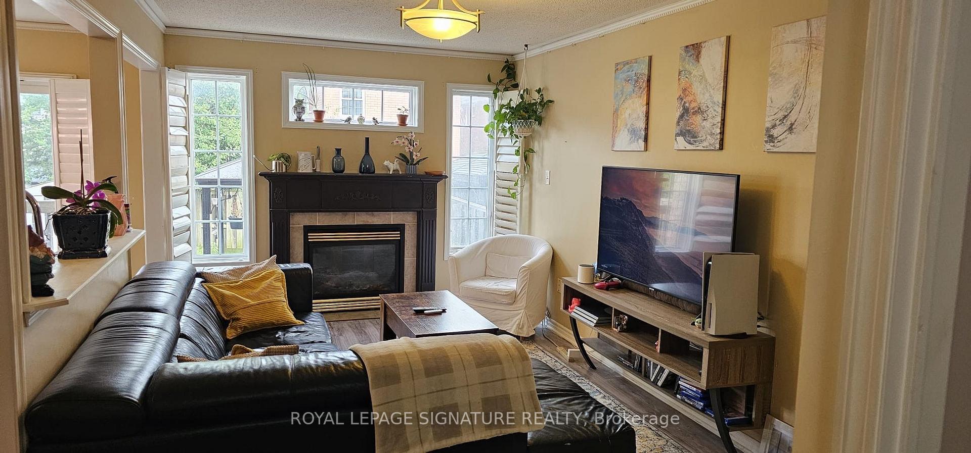Photo 10 of 39 Jonesridge Drive, Ajax, Northeast Ajax — HOMEH