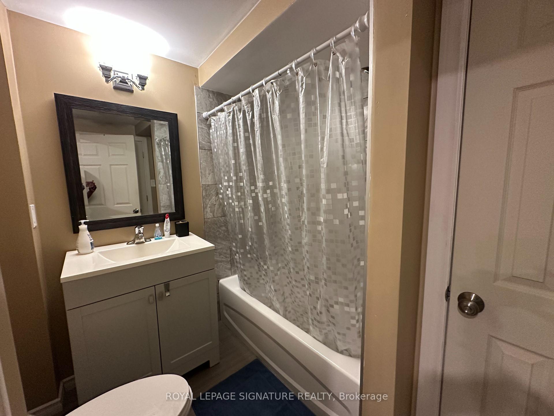 Photo 15 of 39 Jonesridge Drive, Ajax, Northeast Ajax — HOMEH