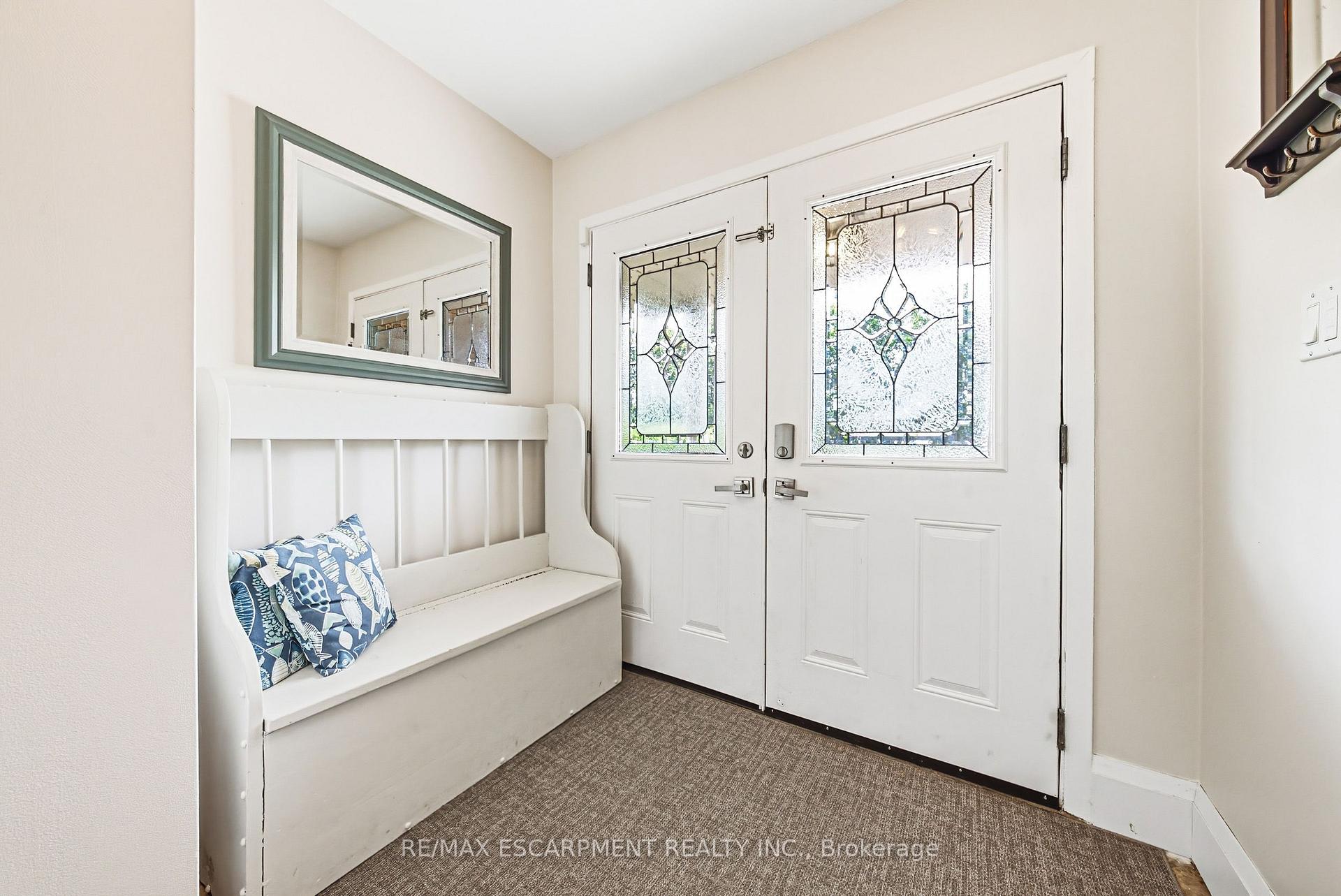 Photo 5 of 364 Fennell Avenue W, Hamilton, Buchanan — HOMEH