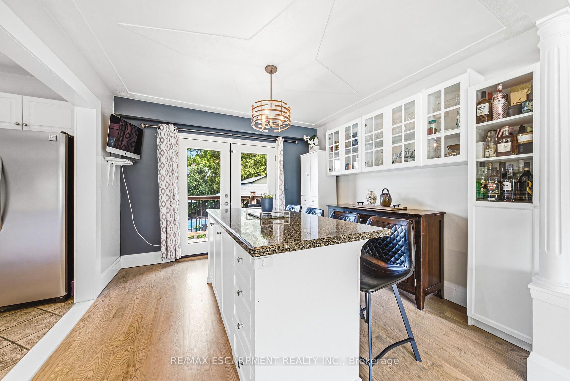 Photo 12 of 364 Fennell Avenue W, Hamilton, Buchanan — HOMEH