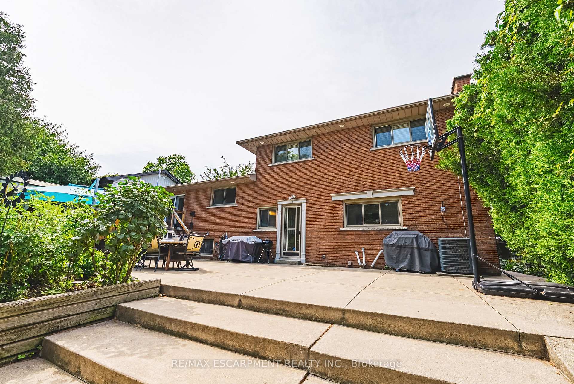 Photo 38 of 364 Fennell Avenue W, Hamilton, Buchanan — HOMEH