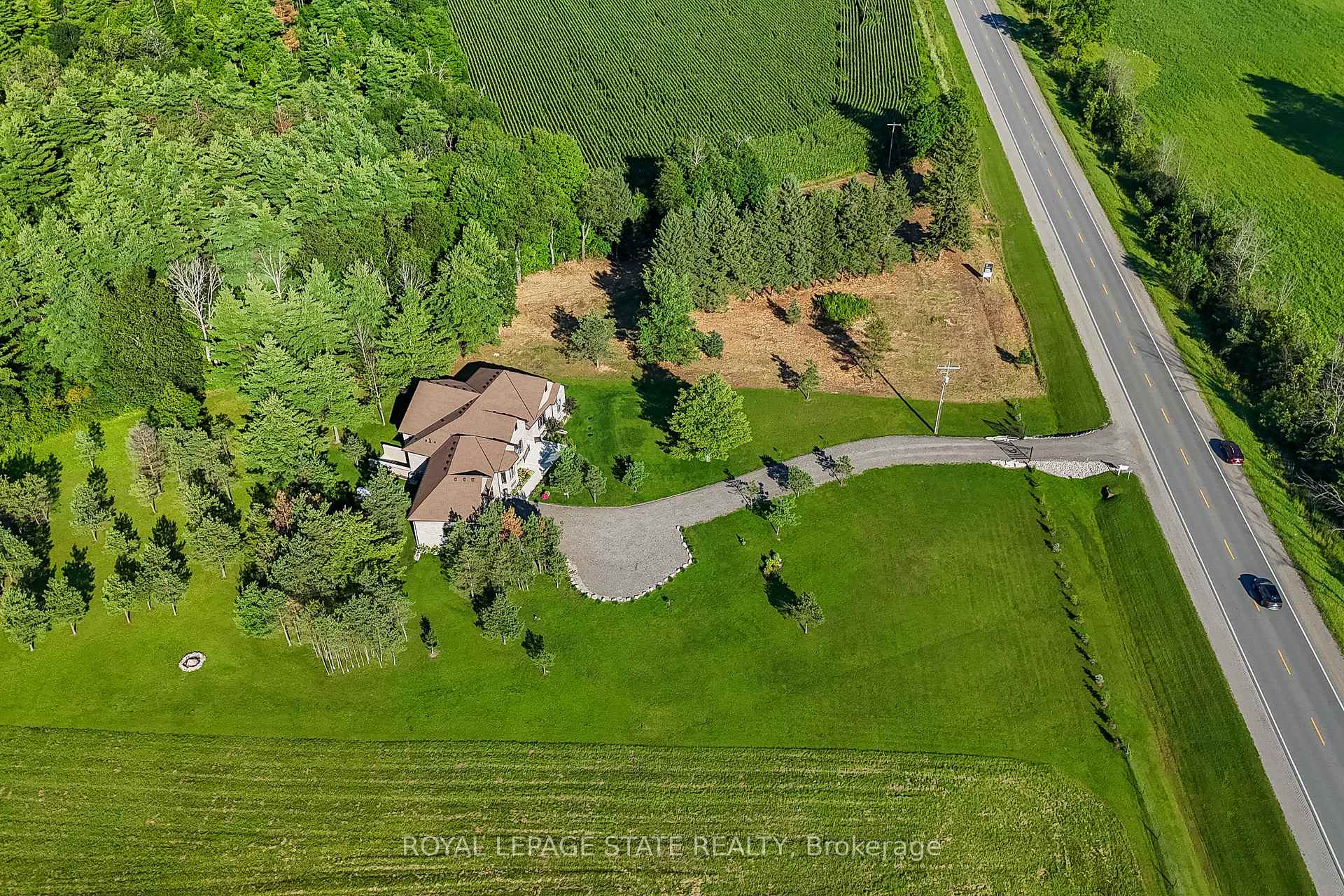 Photo 53 of 986 Highway 8, Hamilton, Rural Flamborough — HOMEH