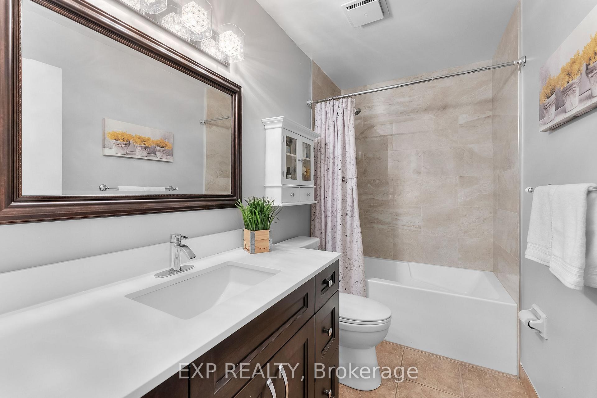 Photo 14 of 36 Vintage Crescent, St. Catharines, Ridley — HOMEH