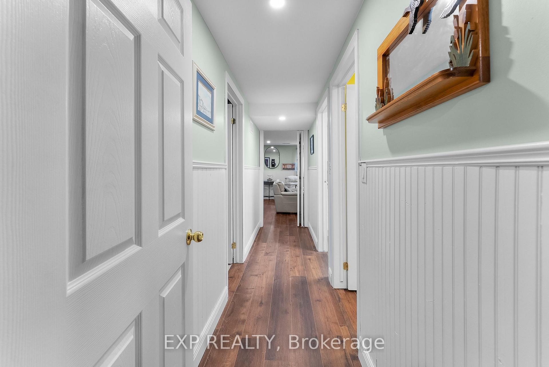 Photo 22 of 36 Vintage Crescent, St. Catharines, Ridley — HOMEH