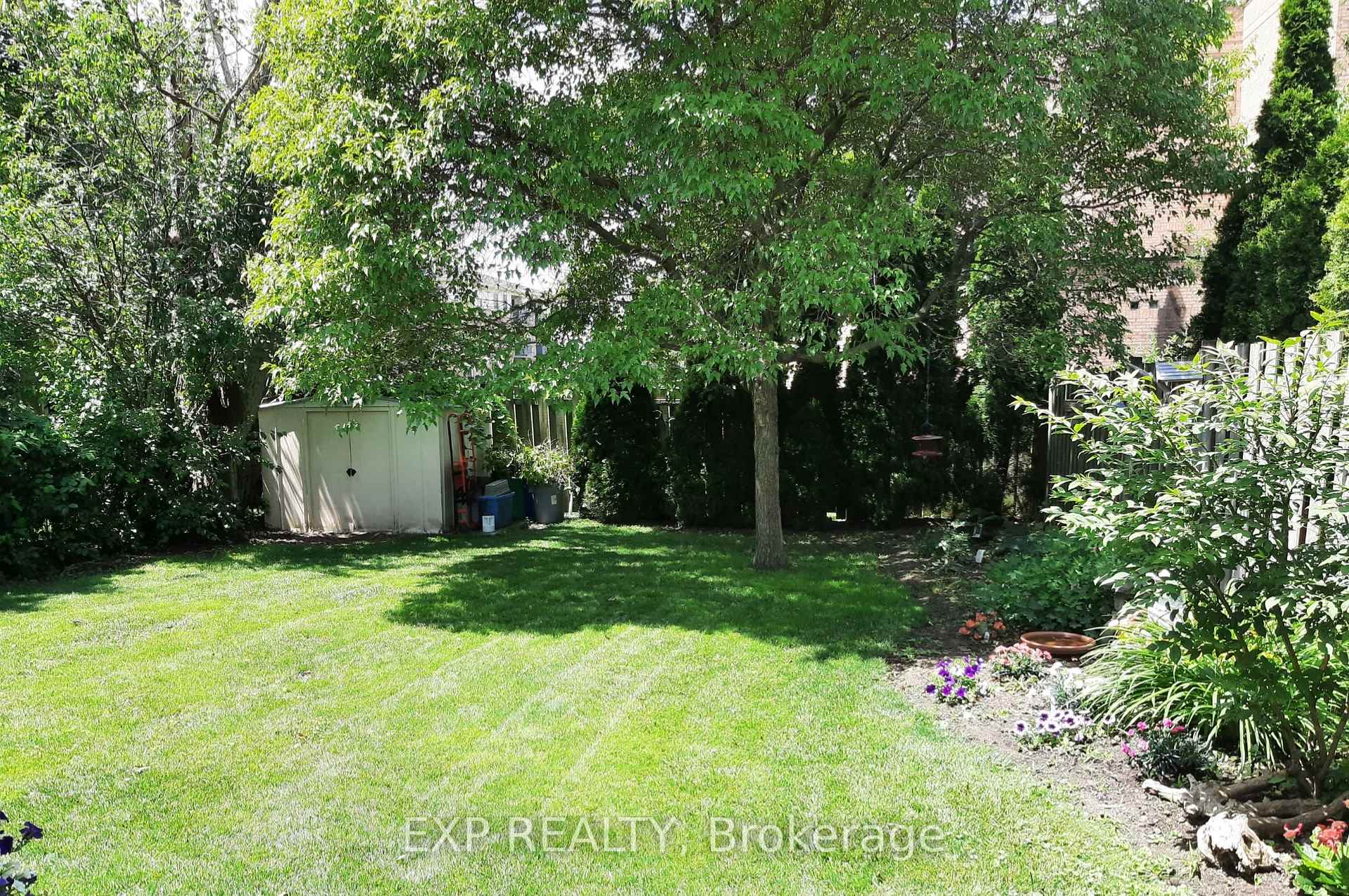 Photo 37 of 36 Vintage Crescent, St. Catharines, Ridley — HOMEH