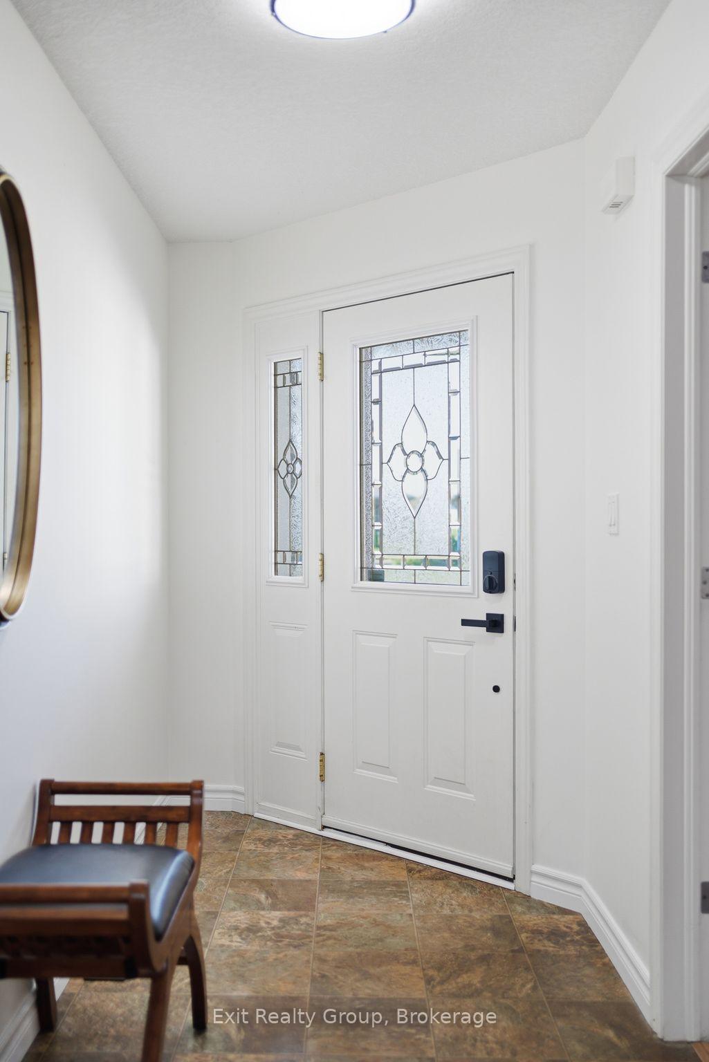Photo 7 of 23 Mount Grove Crescent, Prince Edward County, Wellington Ward — HOMEH