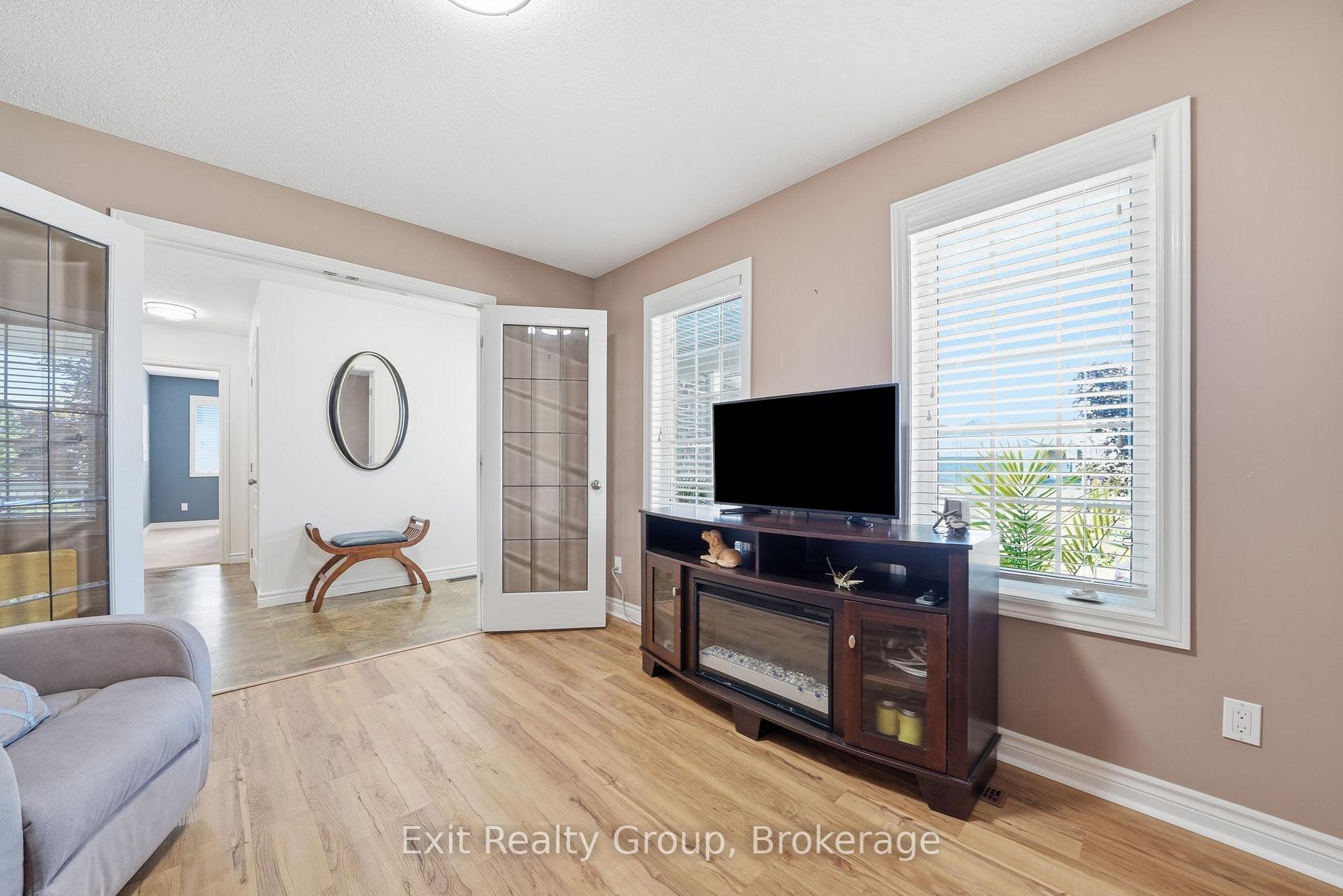 Photo 11 of 23 Mount Grove Crescent, Prince Edward County, Wellington Ward — HOMEH