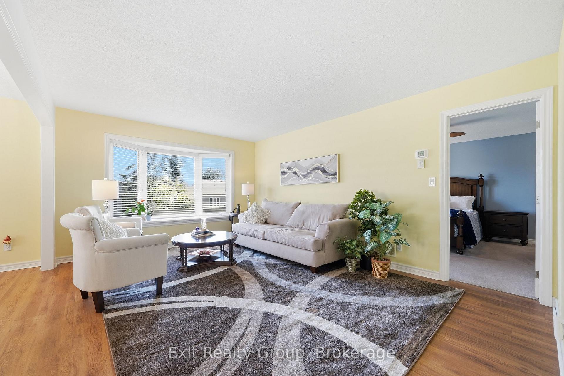 Photo 25 of 23 Mount Grove Crescent, Prince Edward County, Wellington Ward — HOMEH