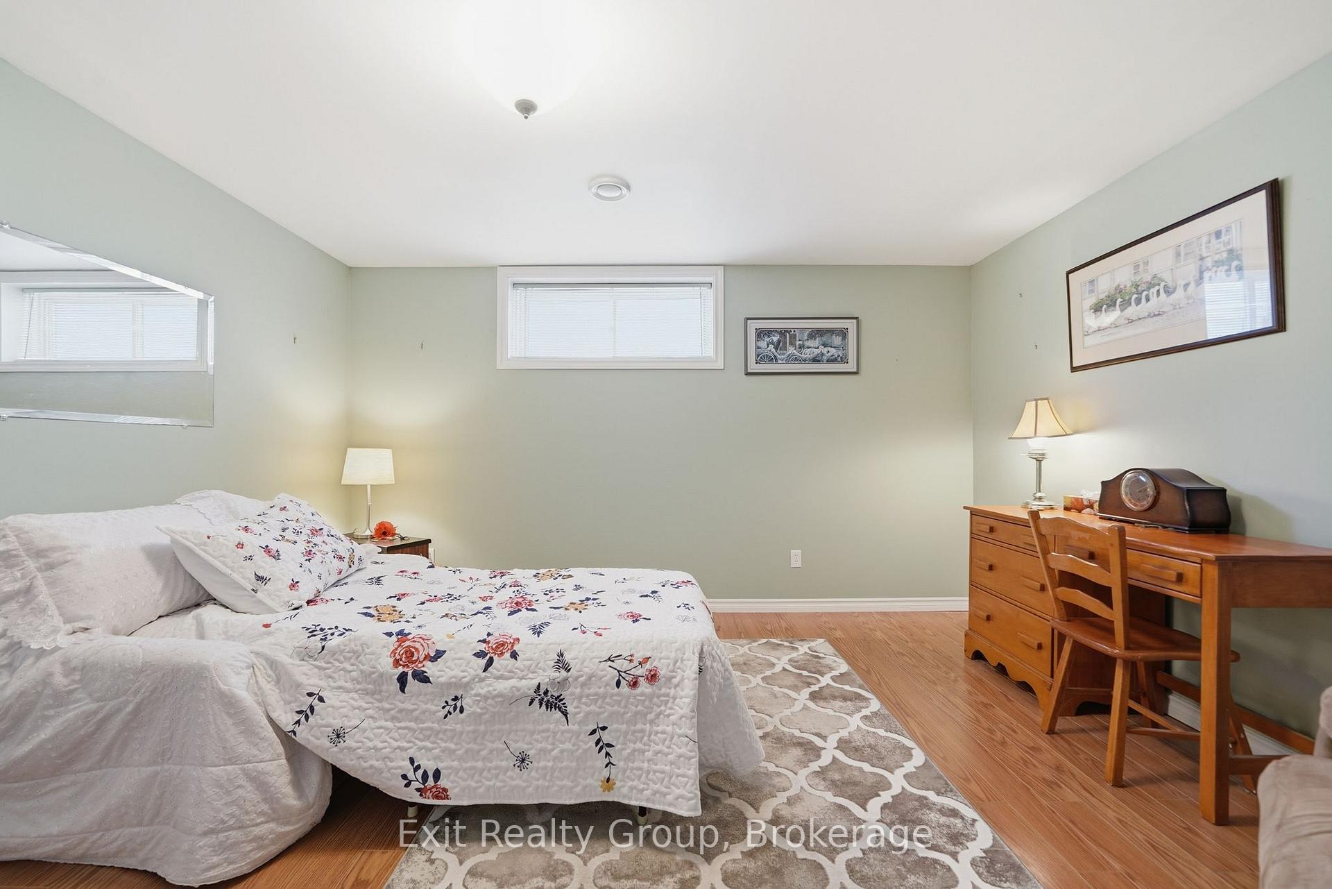 Photo 35 of 23 Mount Grove Crescent, Prince Edward County, Wellington Ward — HOMEH