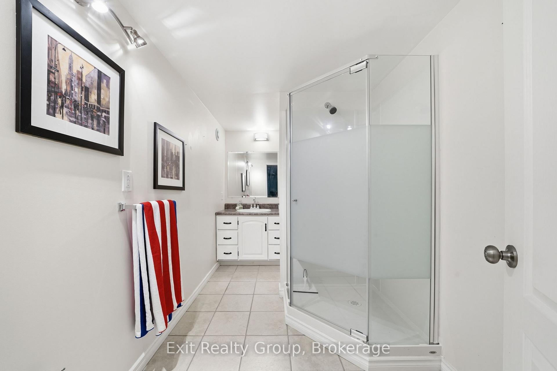 Photo 36 of 23 Mount Grove Crescent, Prince Edward County, Wellington Ward — HOMEH