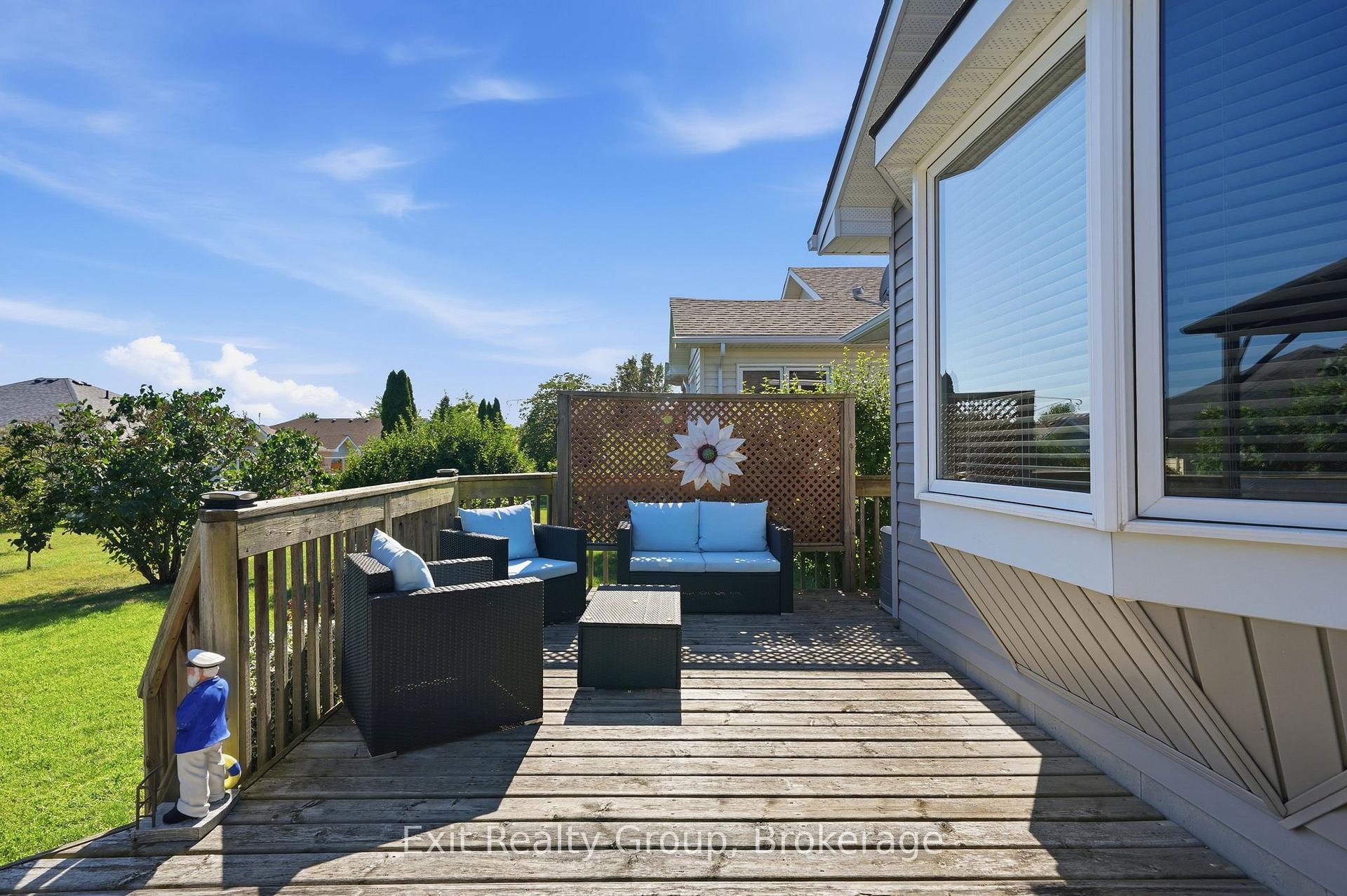 Photo 41 of 23 Mount Grove Crescent, Prince Edward County, Wellington Ward — HOMEH