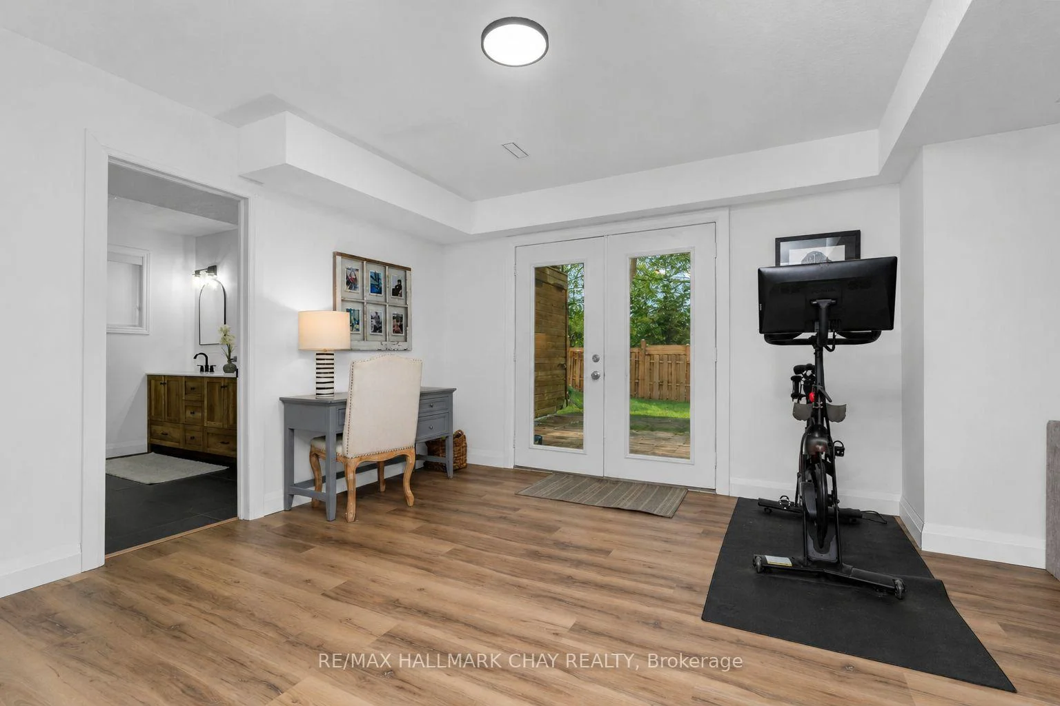 Photo 15 of 12 Oakmont Avenue, Oro-Medonte, Horseshoe Valley — HOMEH