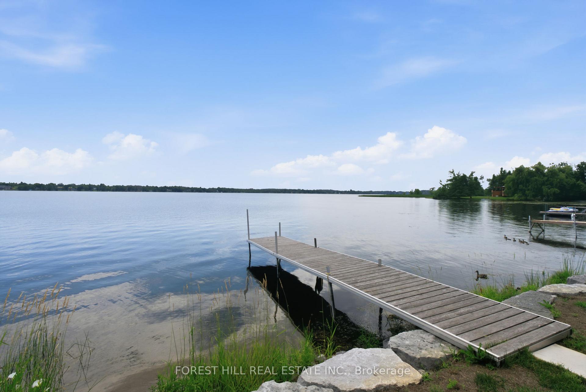 Photo 2 of 1161 Connaught Drive, Selwyn — HOMEH