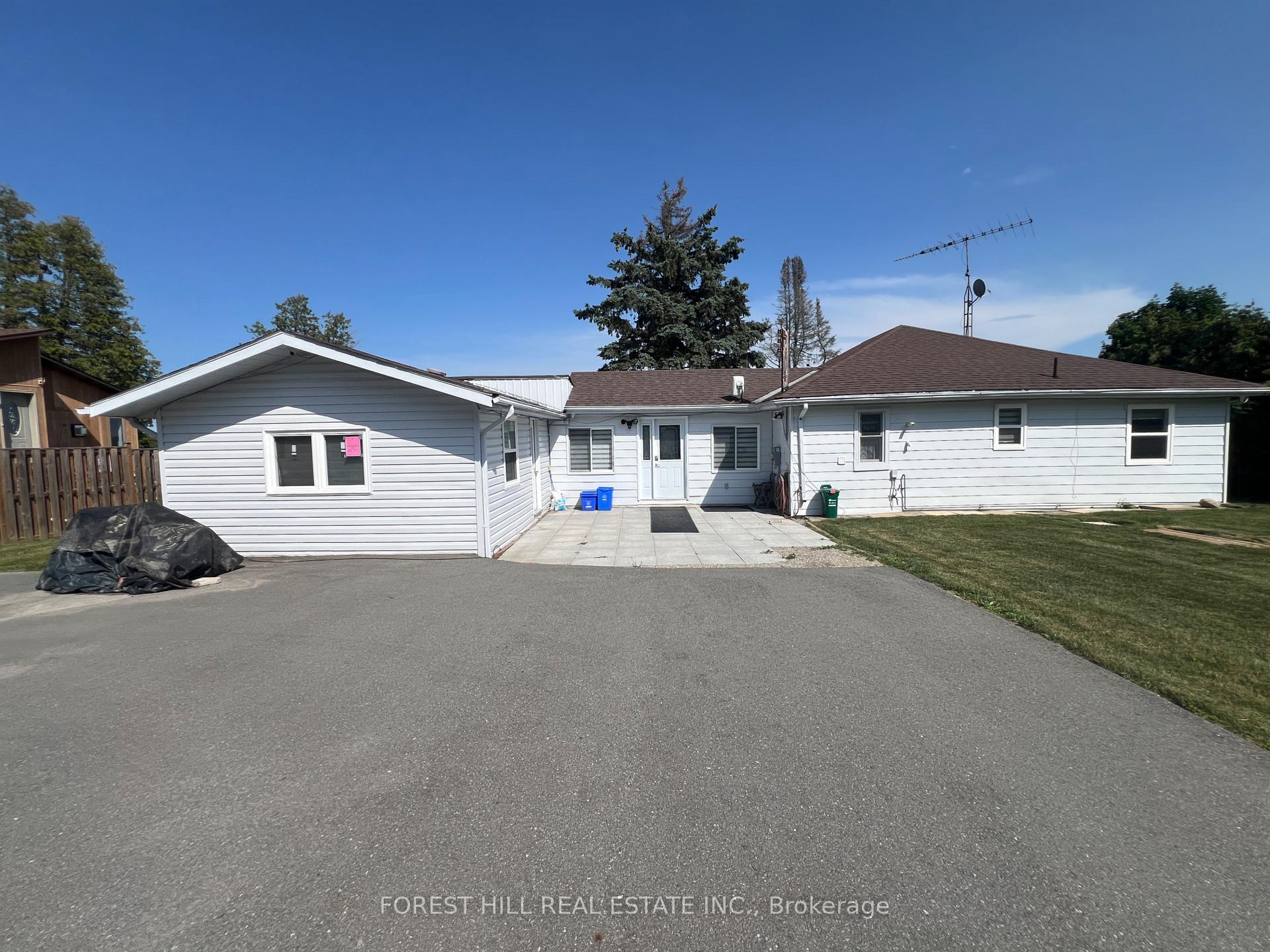 Photo 4 of 1161 Connaught Drive, Selwyn — HOMEH