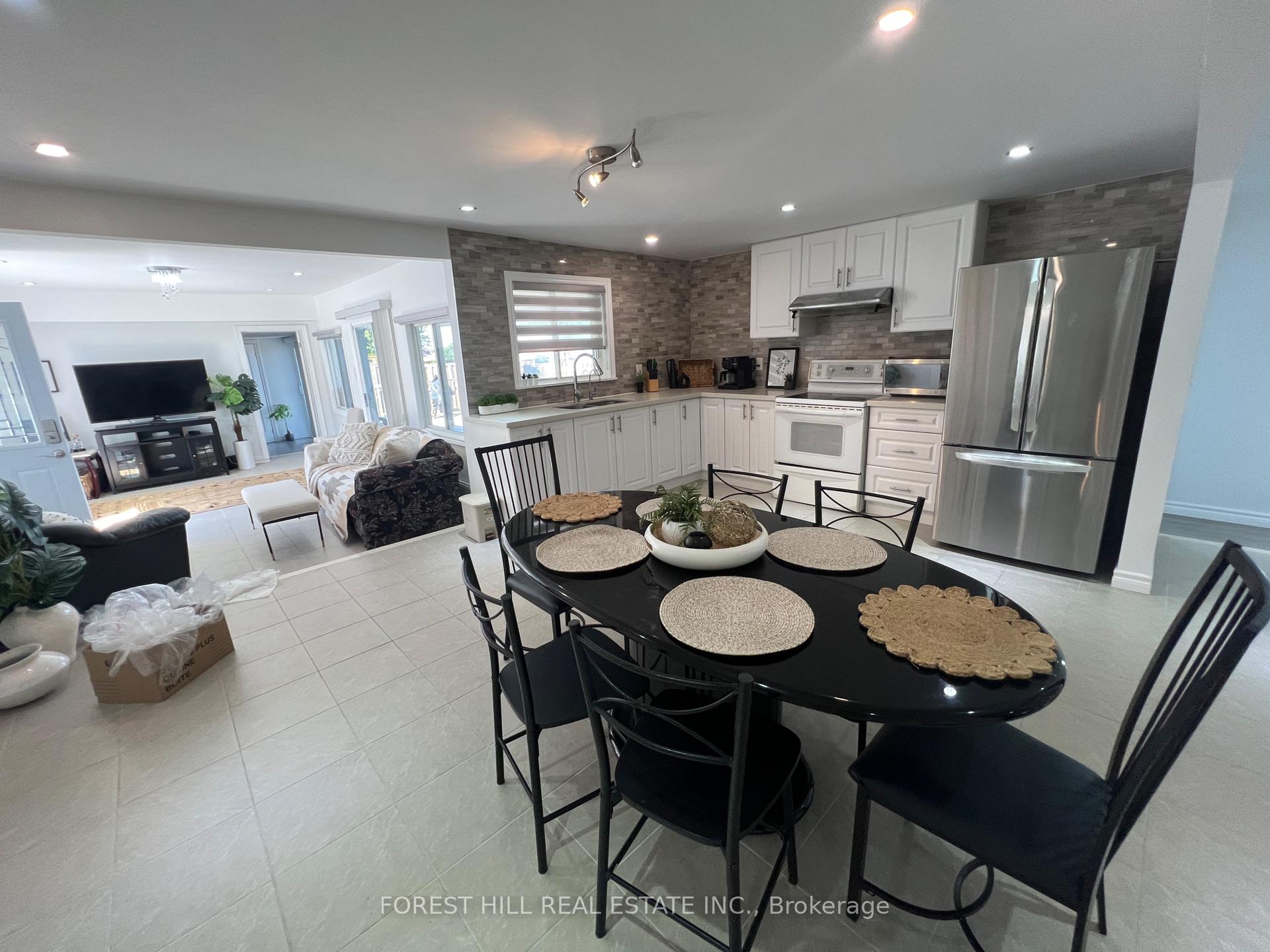 Photo 15 of 1161 Connaught Drive, Selwyn — HOMEH