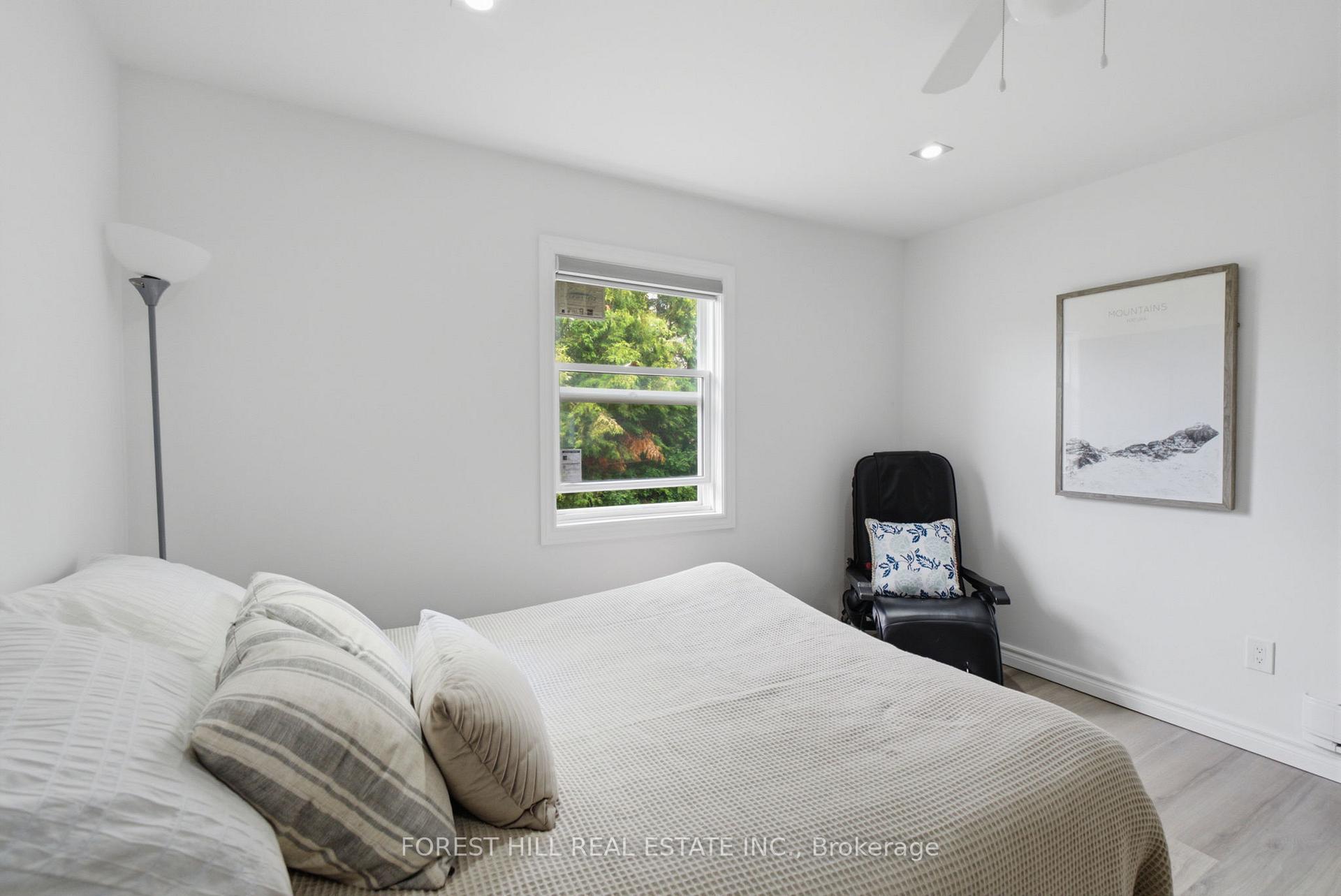 Photo 17 of 1161 Connaught Drive, Selwyn — HOMEH