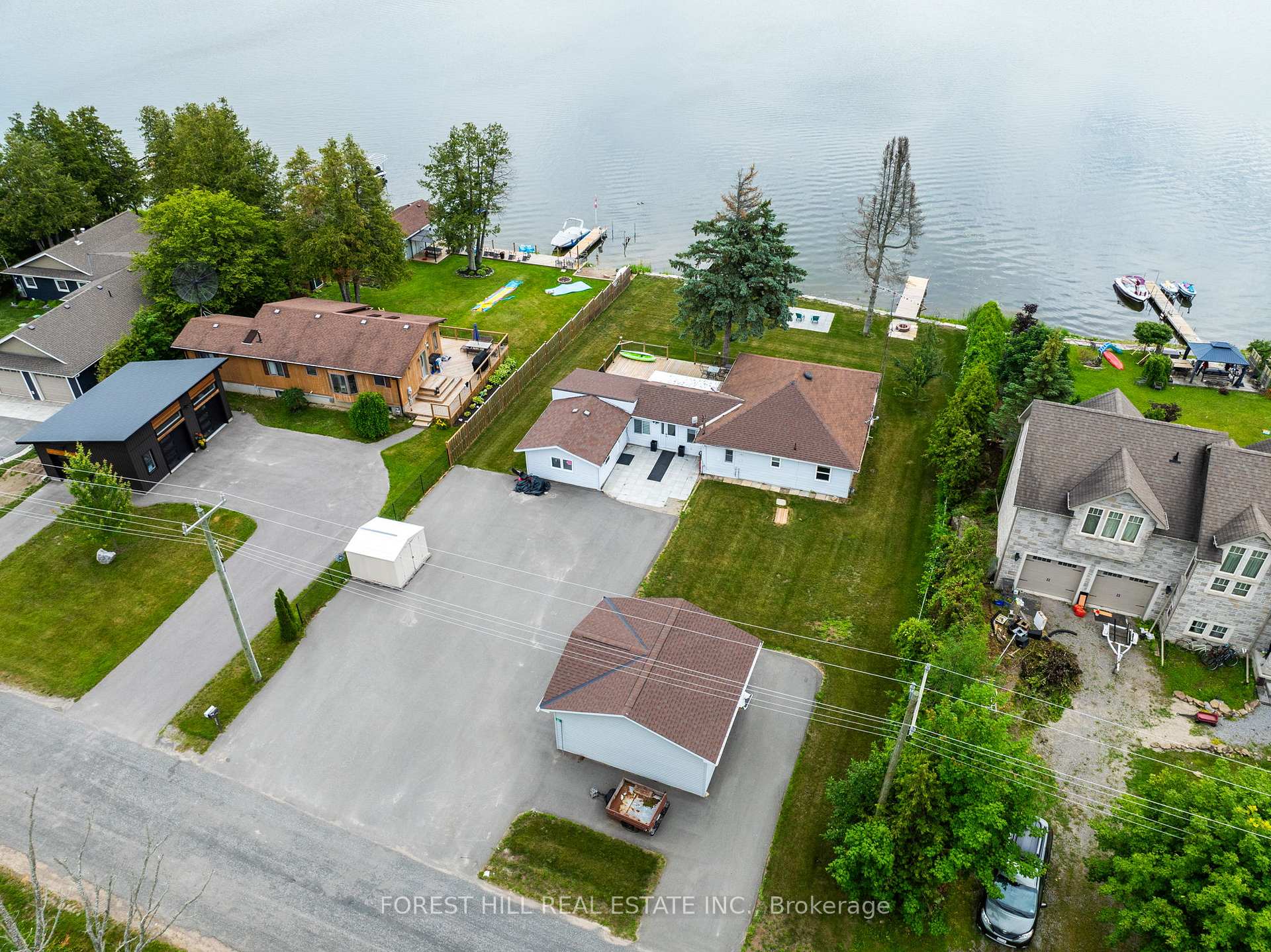 Photo 33 of 1161 Connaught Drive, Selwyn — HOMEH