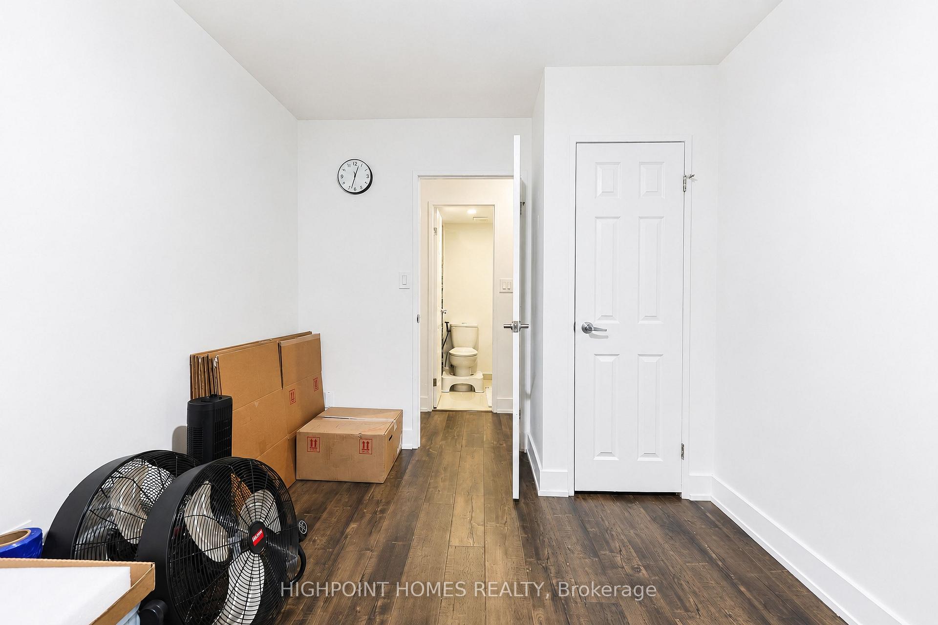 Photo 23 of 60 Pavane Link Way NE, Toronto, Flemingdon Park — HOMEH