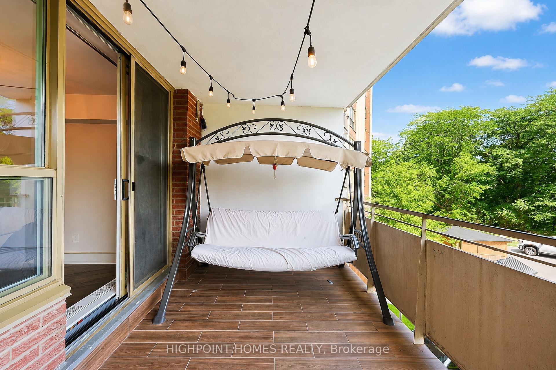 Photo 29 of 60 Pavane Link Way NE, Toronto, Flemingdon Park — HOMEH