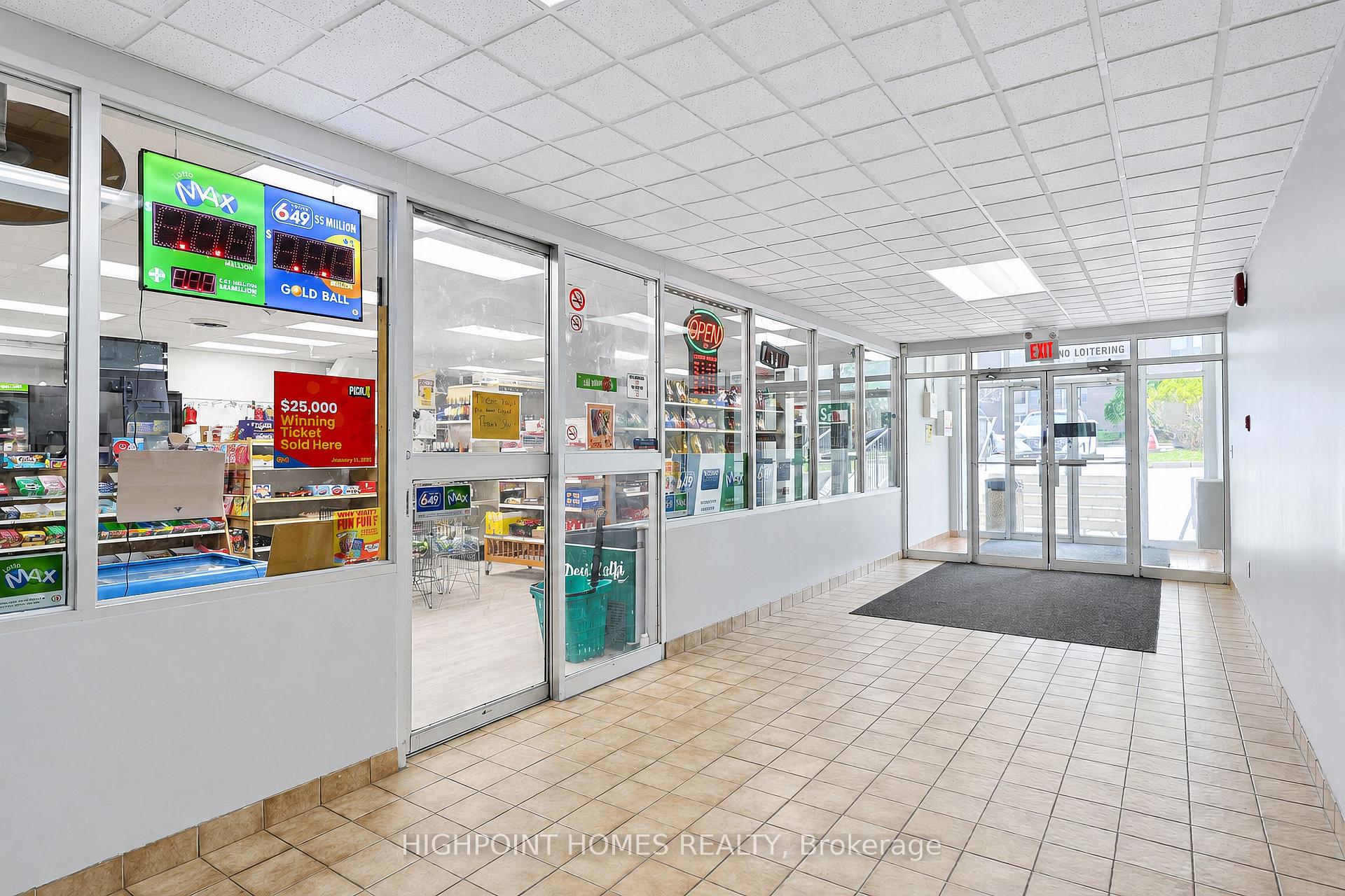 Photo 30 of 60 Pavane Link Way NE, Toronto, Flemingdon Park — HOMEH