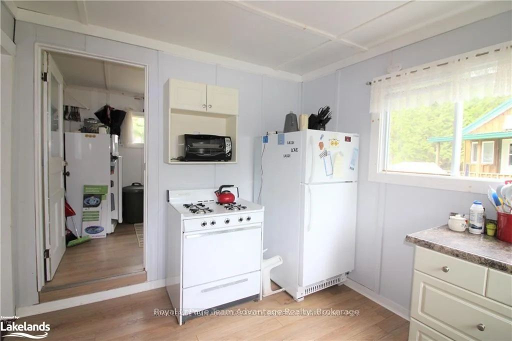 Photo 7 of 9130 Harris Lake WA, Whitestone — HOMEH