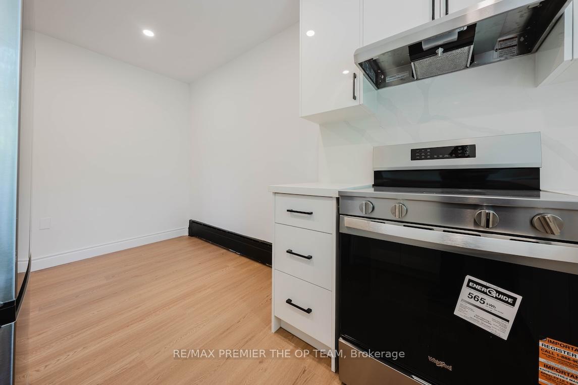 Photo 8 of 299 Quebec Avenue, Toronto, Junction Area — HOMEH