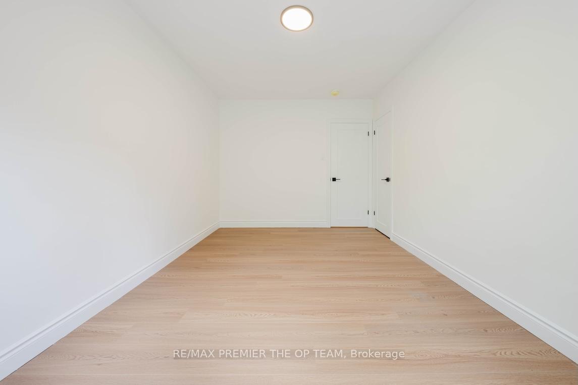 Photo 12 of 299 Quebec Avenue, Toronto, Junction Area — HOMEH