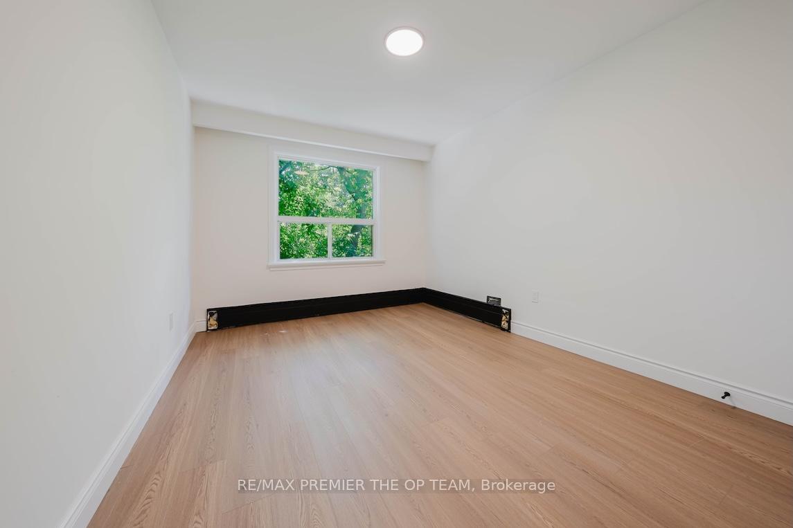 Photo 17 of 299 Quebec Avenue, Toronto, Junction Area — HOMEH
