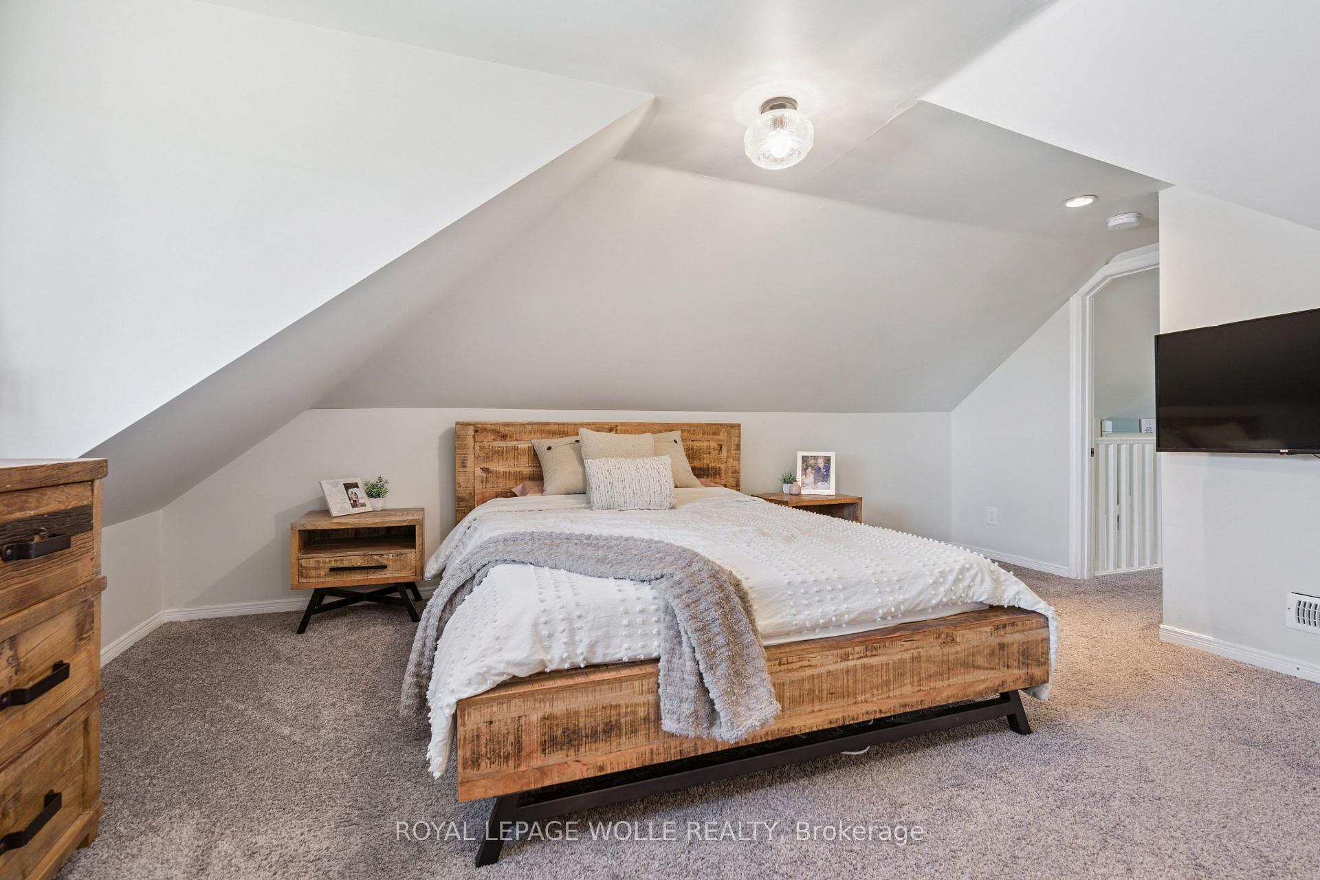 Photo 41 of 332 Jane Street, Minto — HOMEH