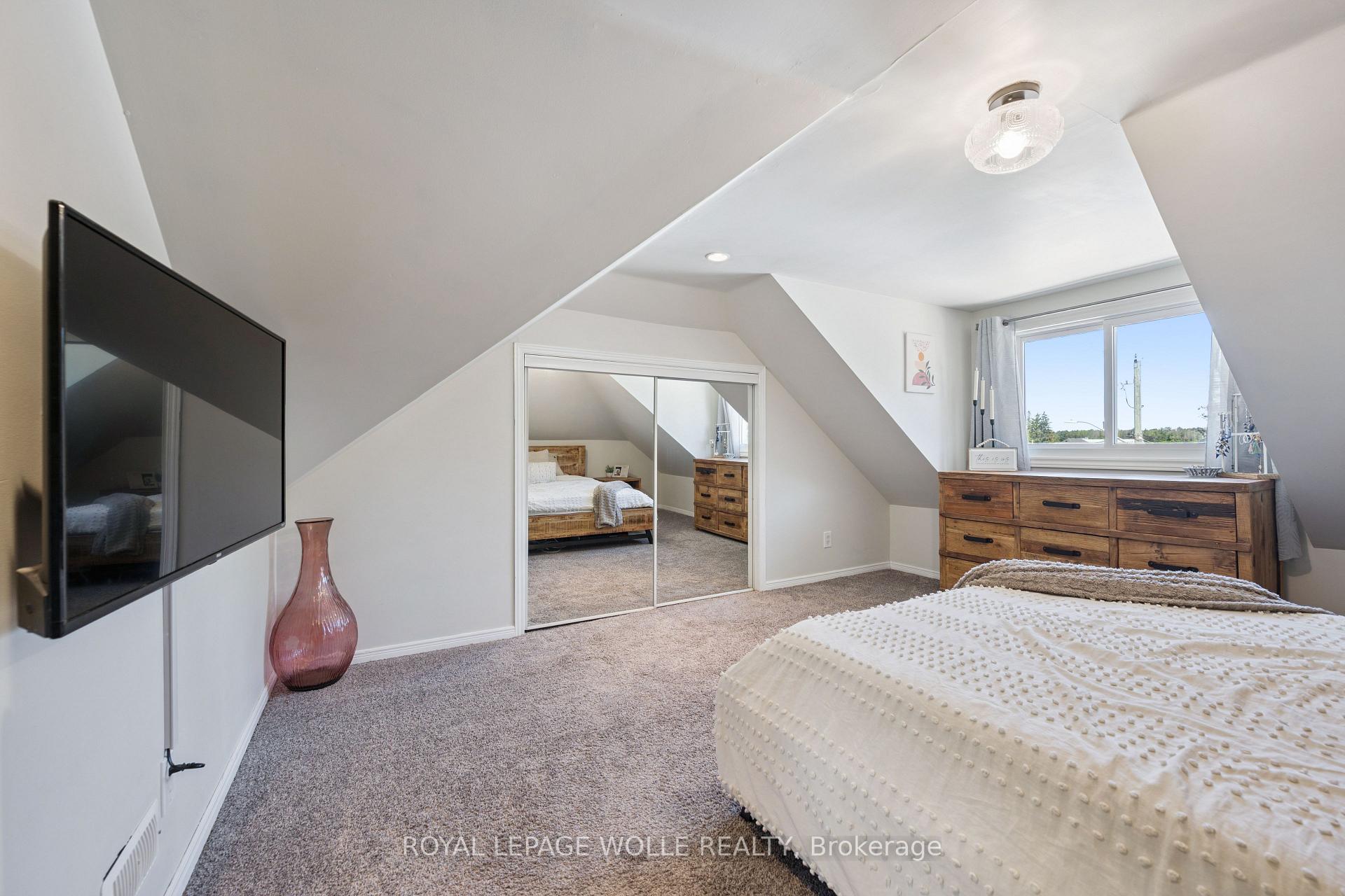 Photo 42 of 332 Jane Street, Minto — HOMEH
