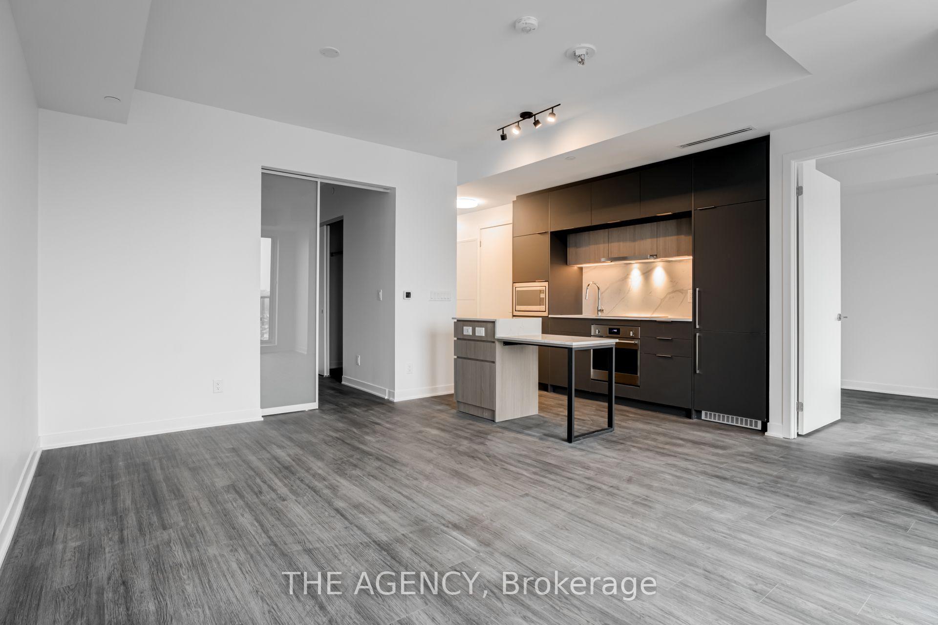 Photo 5 of Unit 1204, 185 Alberta Avenue, Toronto, Oakwood Village — HOMEH