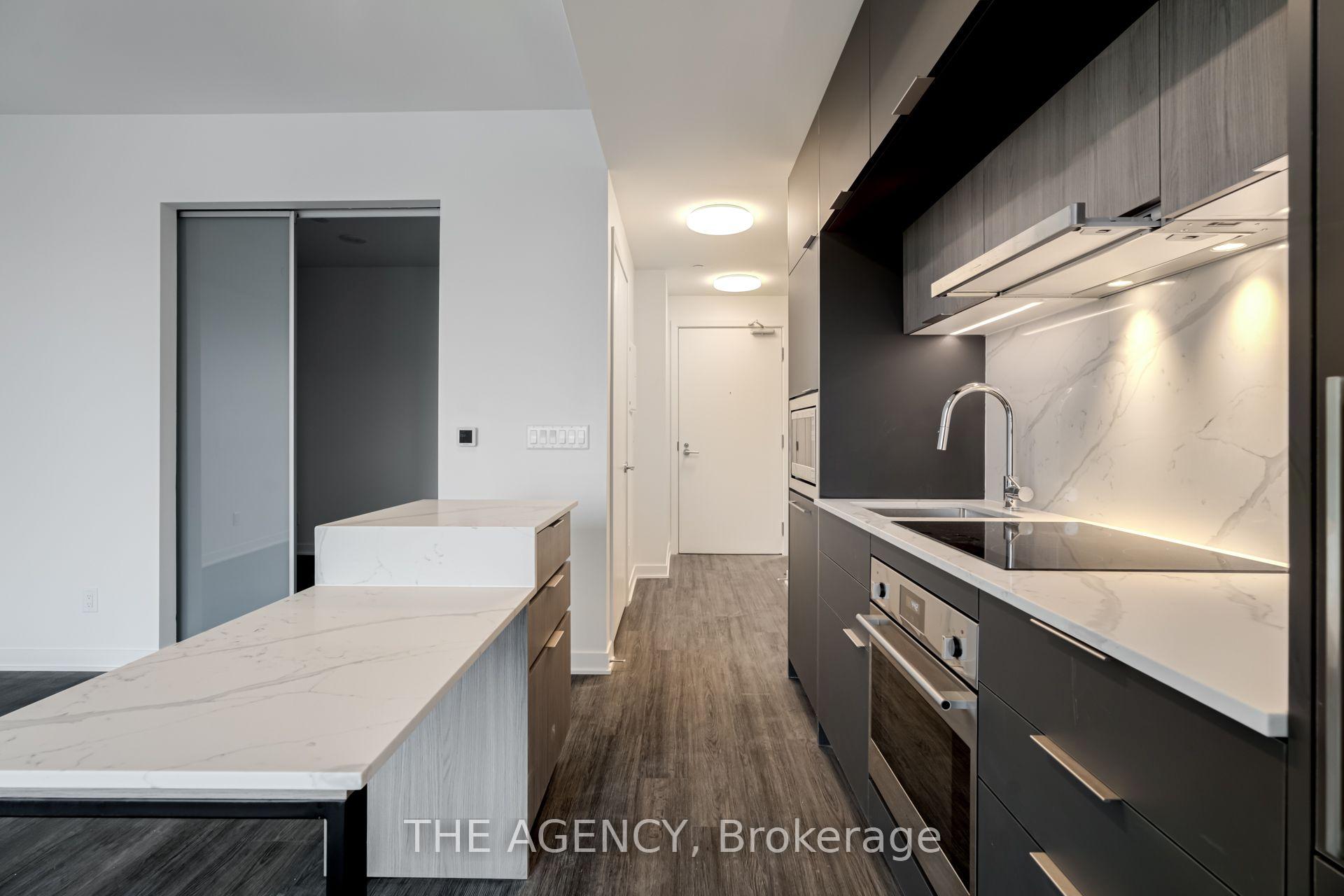 Photo 8 of Unit 1204, 185 Alberta Avenue, Toronto, Oakwood Village — HOMEH