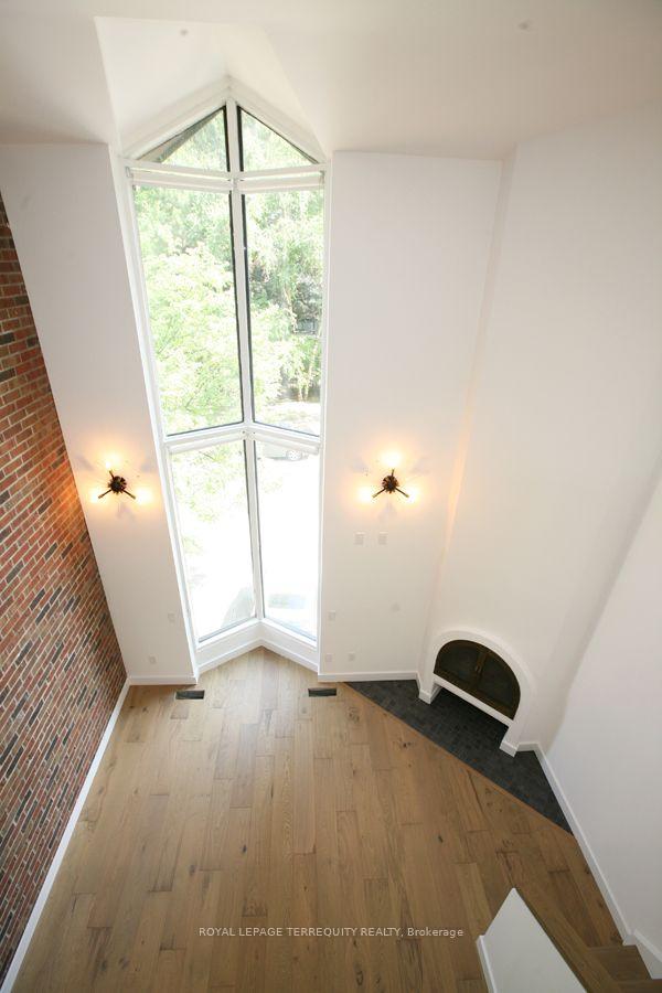 Photo 24 of 48 Mcgill Street, Toronto, Church-Yonge Corridor — HOMEH