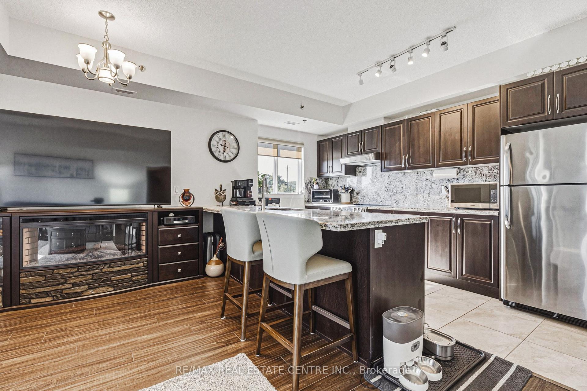 Photo 11 of Unit #308, 319 Highway 8 Road, Hamilton, Stoney Creek — HOMEH