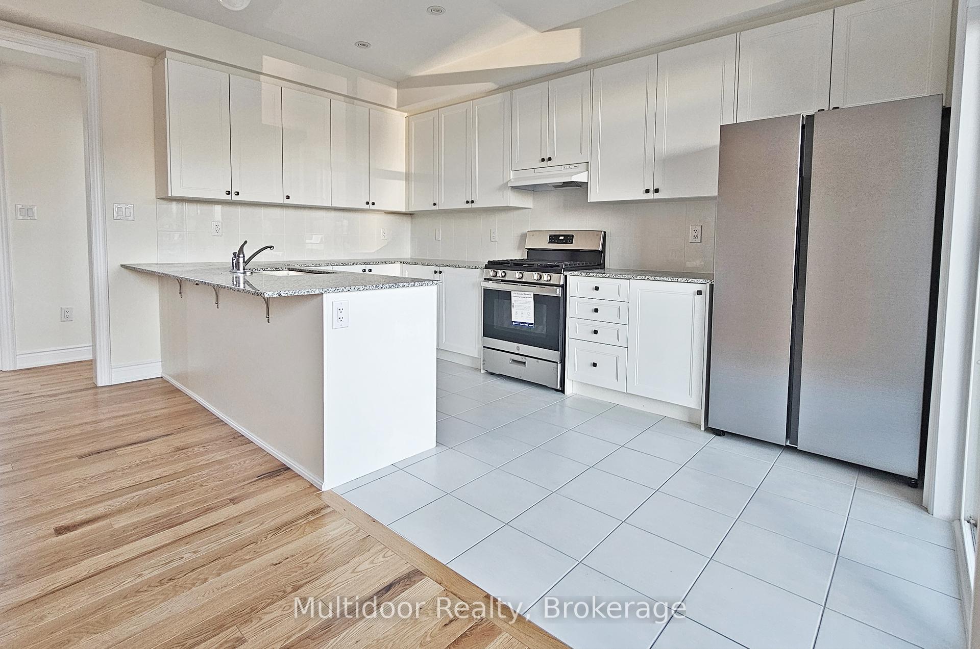 Photo 6 of 159 Tennant Circle, Vaughan, Vellore Village — HOMEH