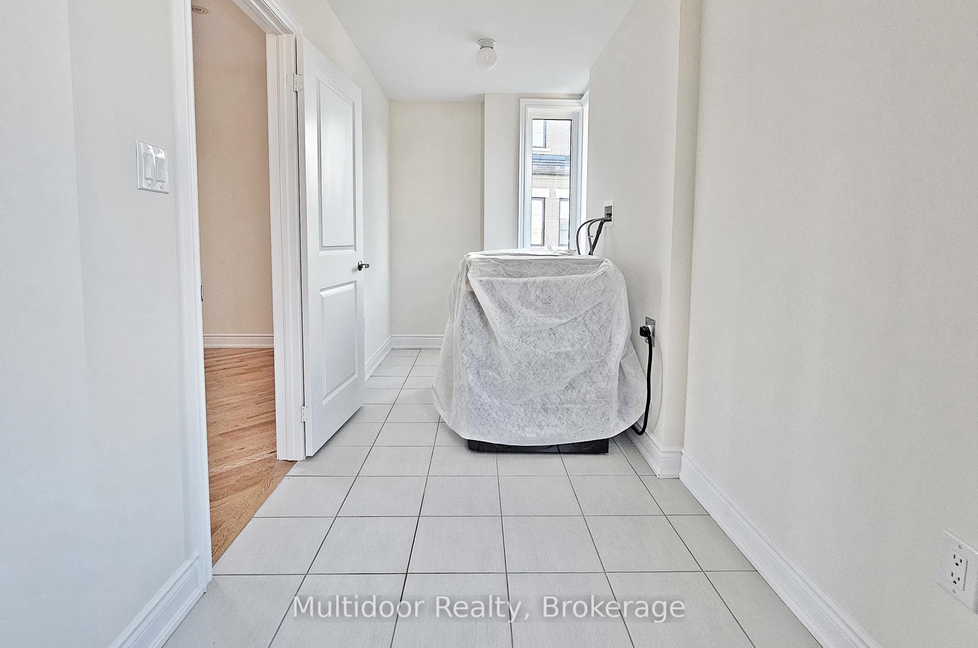 Photo 18 of 159 Tennant Circle, Vaughan, Vellore Village — HOMEH