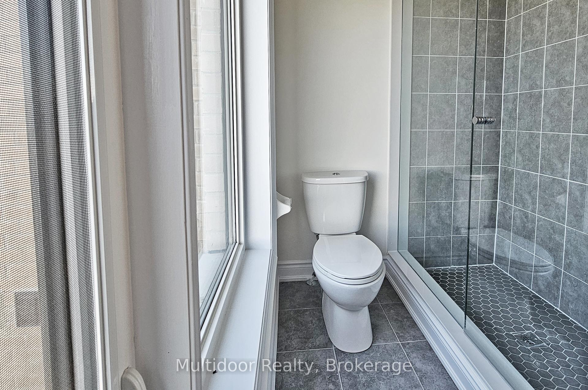 Photo 19 of 159 Tennant Circle, Vaughan, Vellore Village — HOMEH