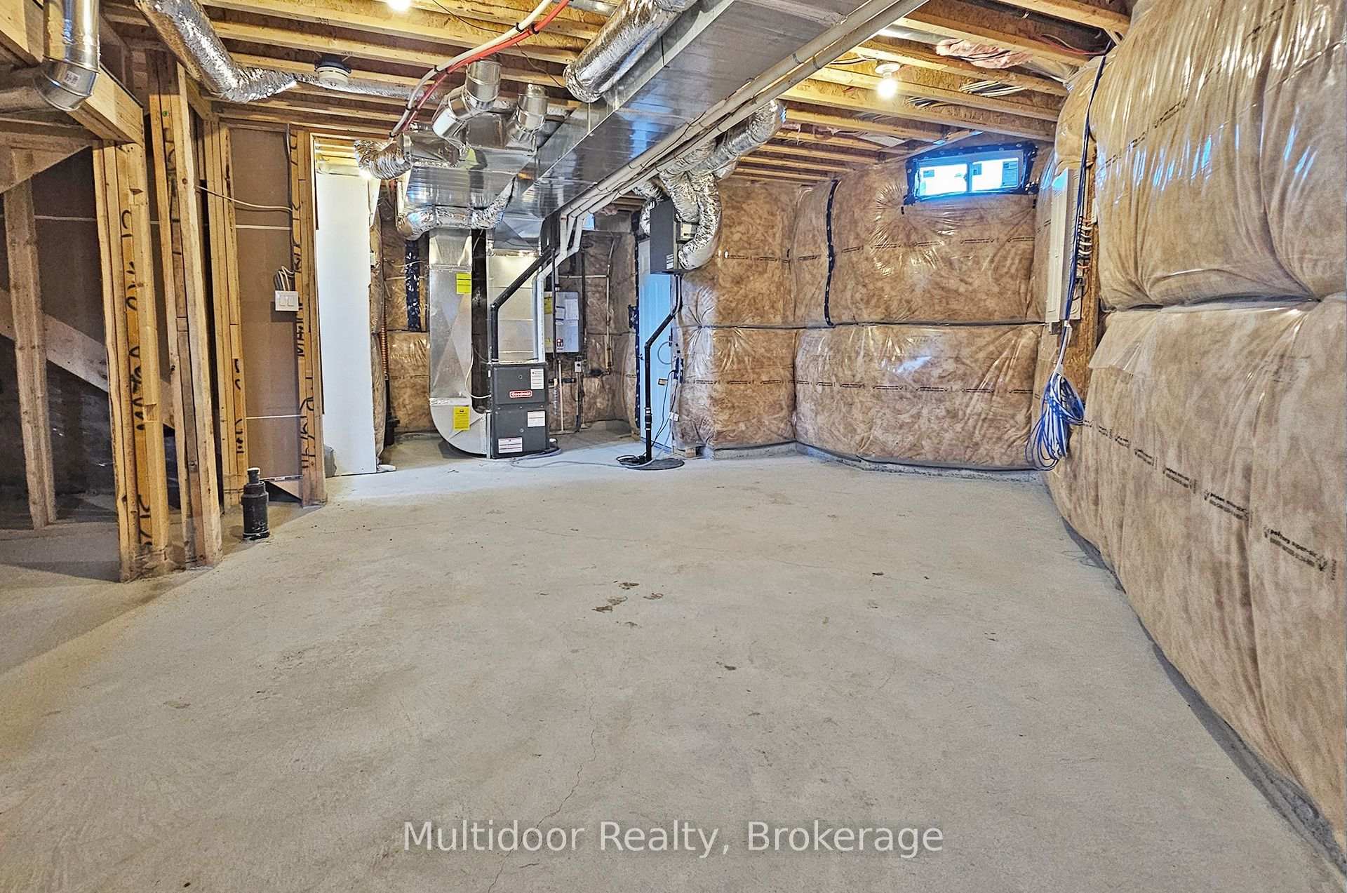 Photo 26 of 159 Tennant Circle, Vaughan, Vellore Village — HOMEH