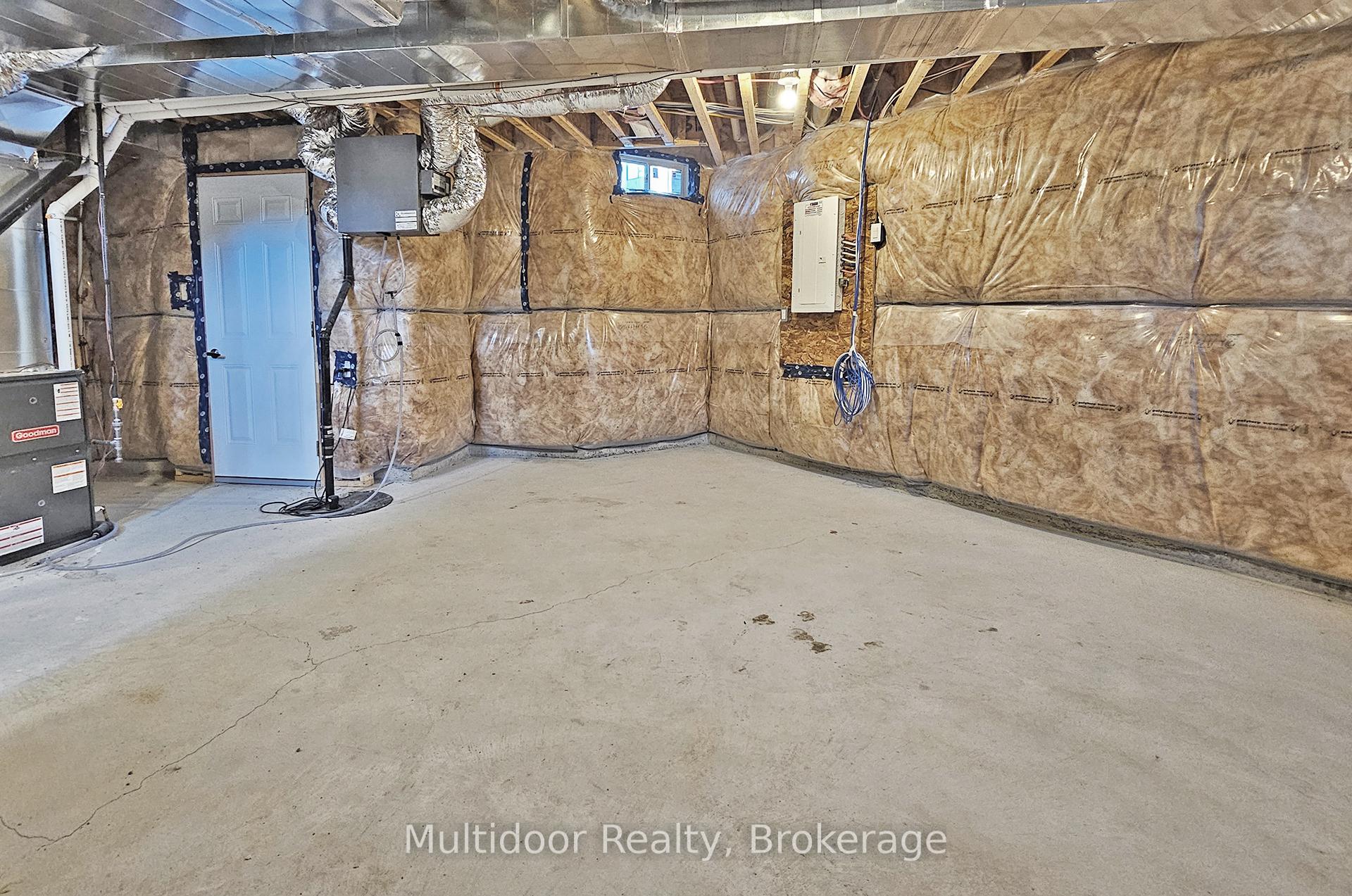 Photo 27 of 159 Tennant Circle, Vaughan, Vellore Village — HOMEH