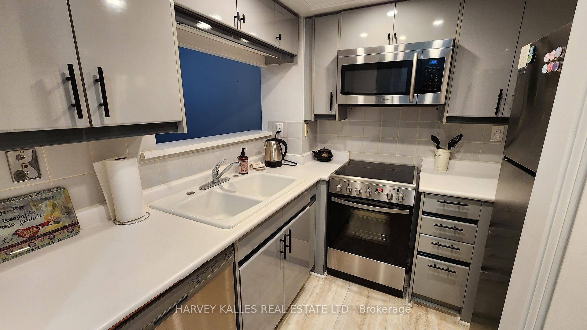 Photo 8 of Unit 211, 7 Broadway Avenue, Toronto, Mount Pleasant West — HOMEH