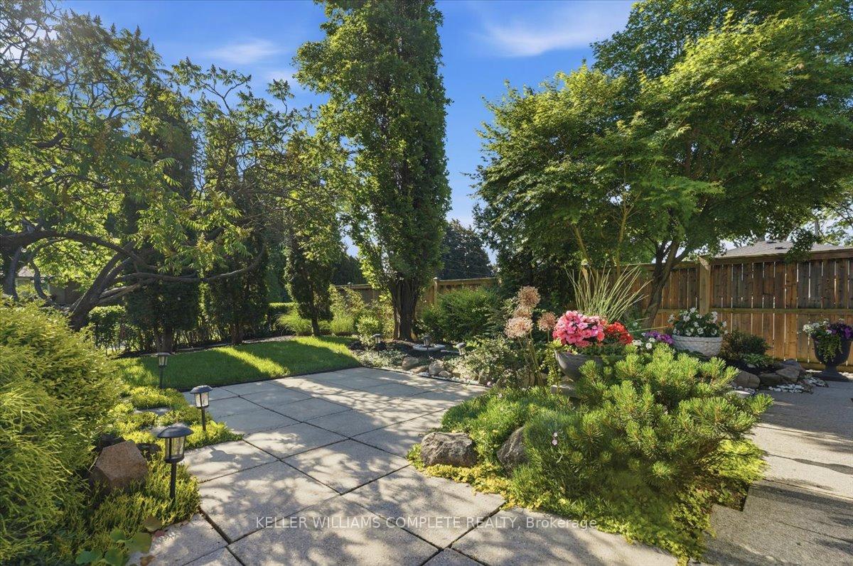 Photo 4 of 3255 Prior Crescent, Niagara Falls, Casey — HOMEH