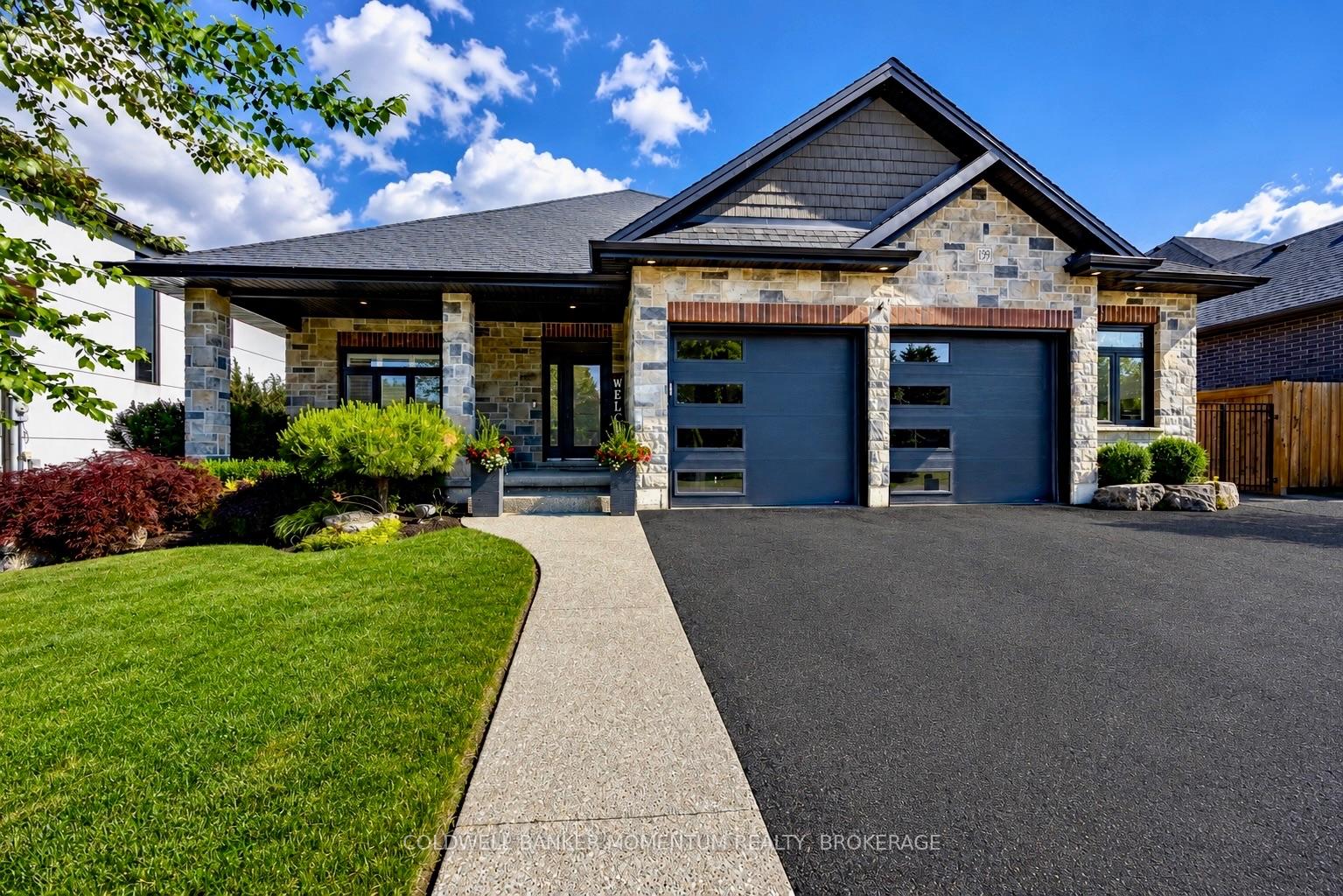 Photo of 139 New Lakeshore Road