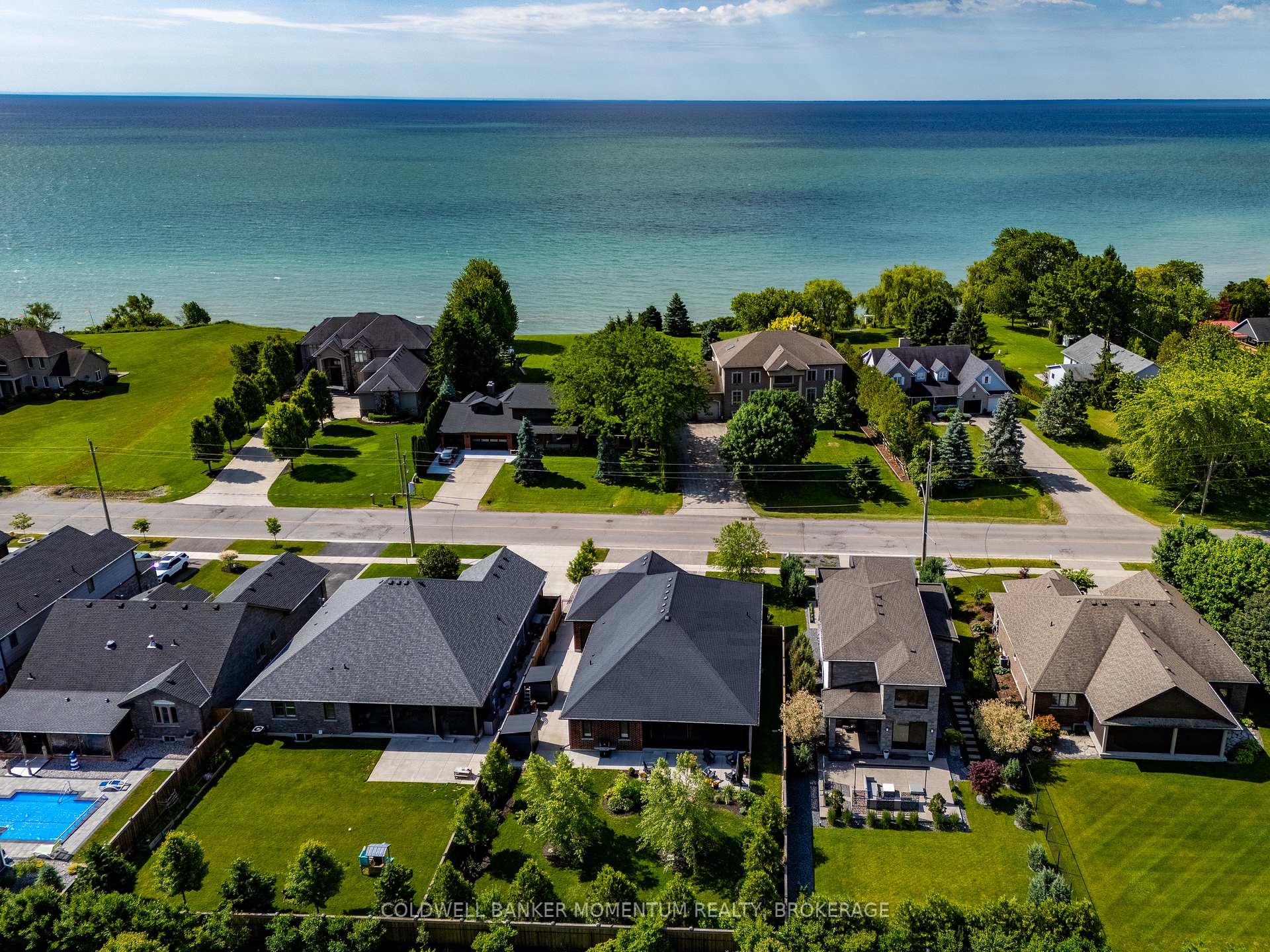 Photo 5 of 139 New Lakeshore Road, Norfolk, Port Dover — HOMEH