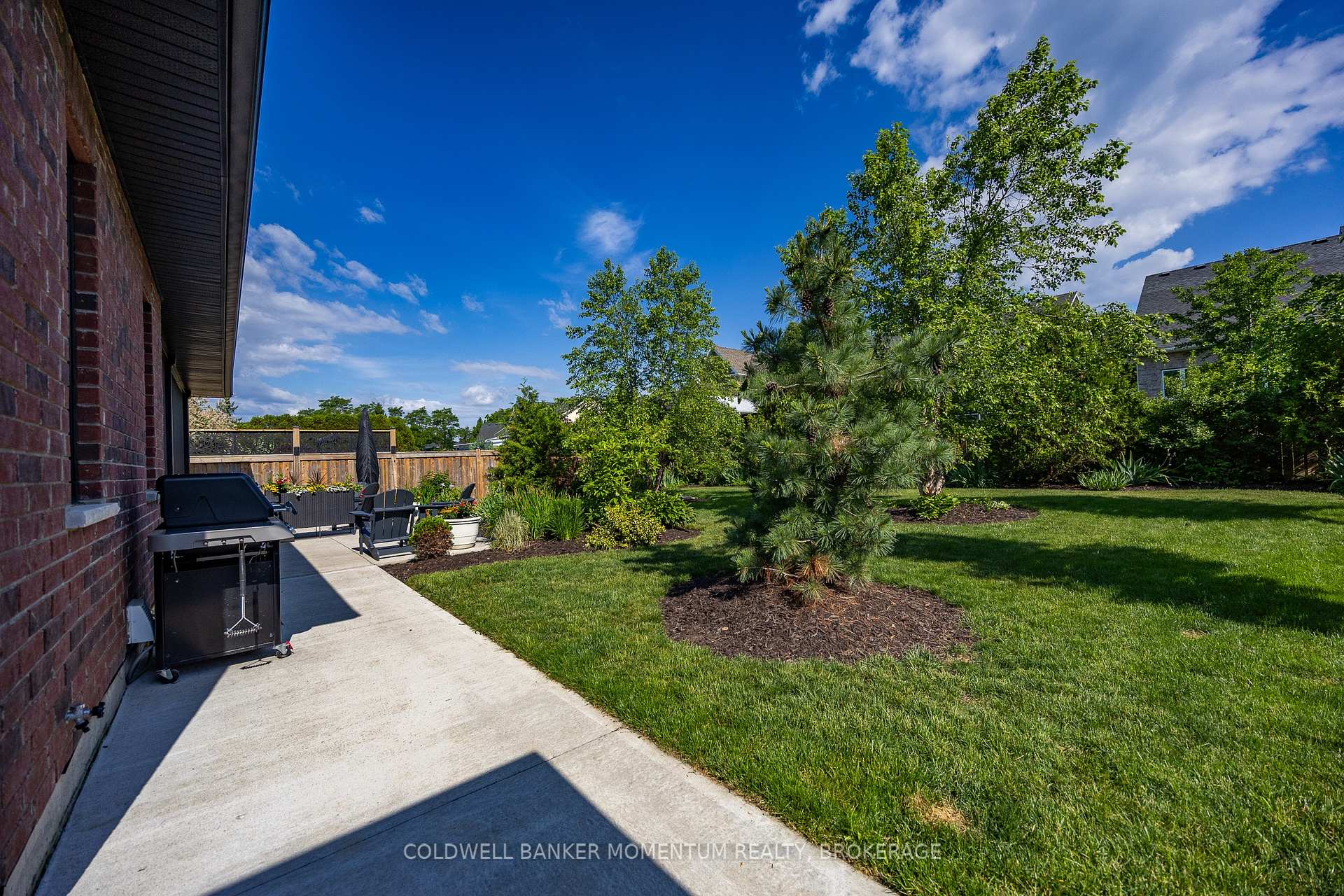 Photo 12 of 139 New Lakeshore Road, Norfolk, Port Dover — HOMEH
