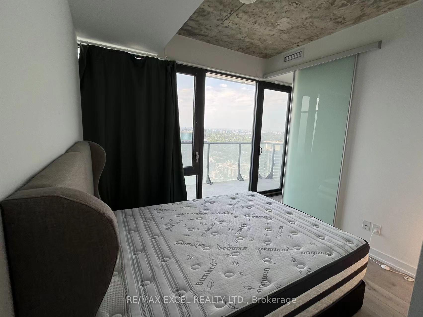Photo 17 of Unit 3702, 161 Roehampton Avenue, Toronto, Mount Pleasant West — HOMEH
