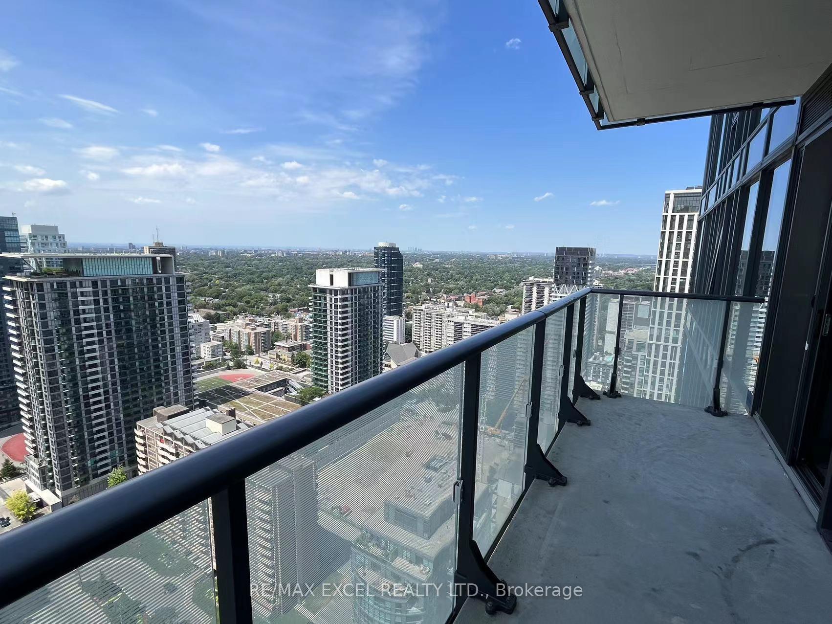 Photo 18 of Unit 3702, 161 Roehampton Avenue, Toronto, Mount Pleasant West — HOMEH
