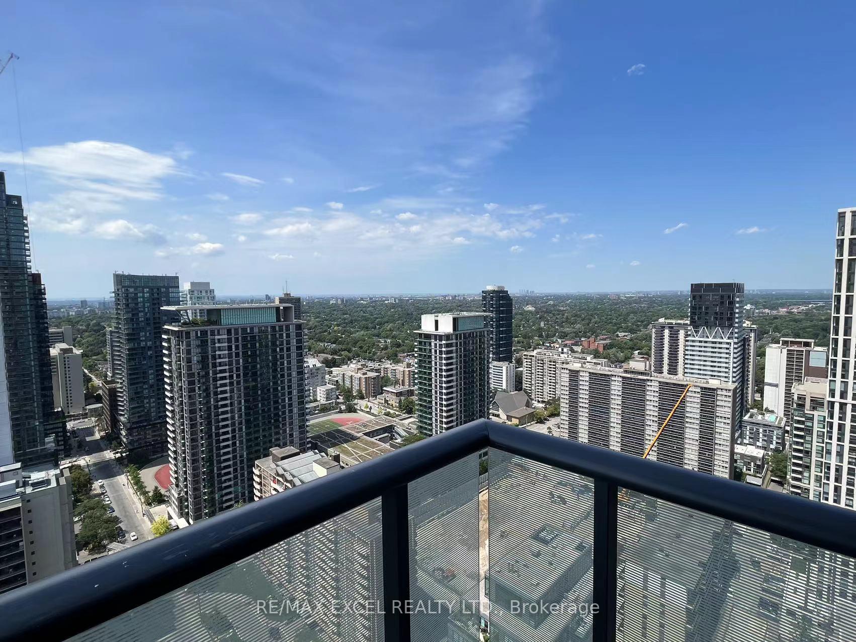 Photo 19 of Unit 3702, 161 Roehampton Avenue, Toronto, Mount Pleasant West — HOMEH