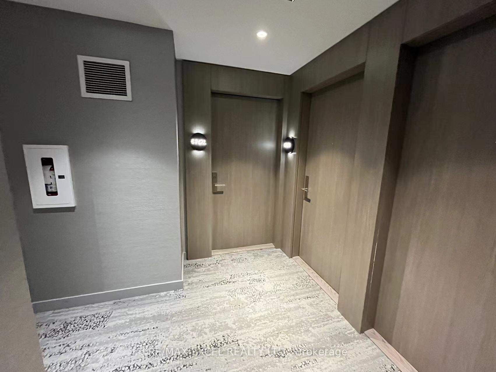 Photo 25 of Unit 3702, 161 Roehampton Avenue, Toronto, Mount Pleasant West — HOMEH